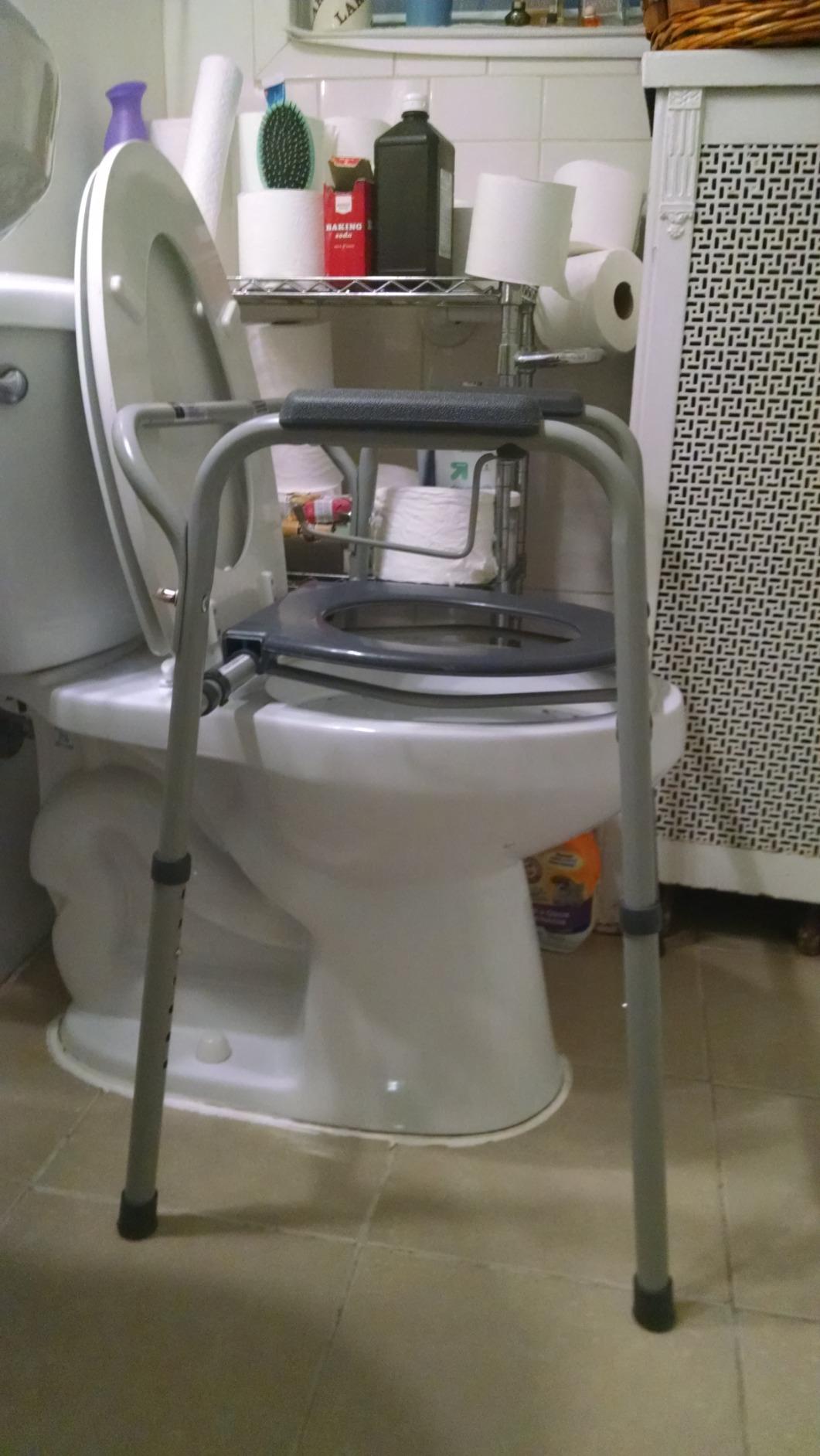 Medline 3-in-1 Steel Adjustable Bedside Commode w/ Microban Protection, Portable Bedside Toilet, 350 lb. Weight Capacity customer photo 1
