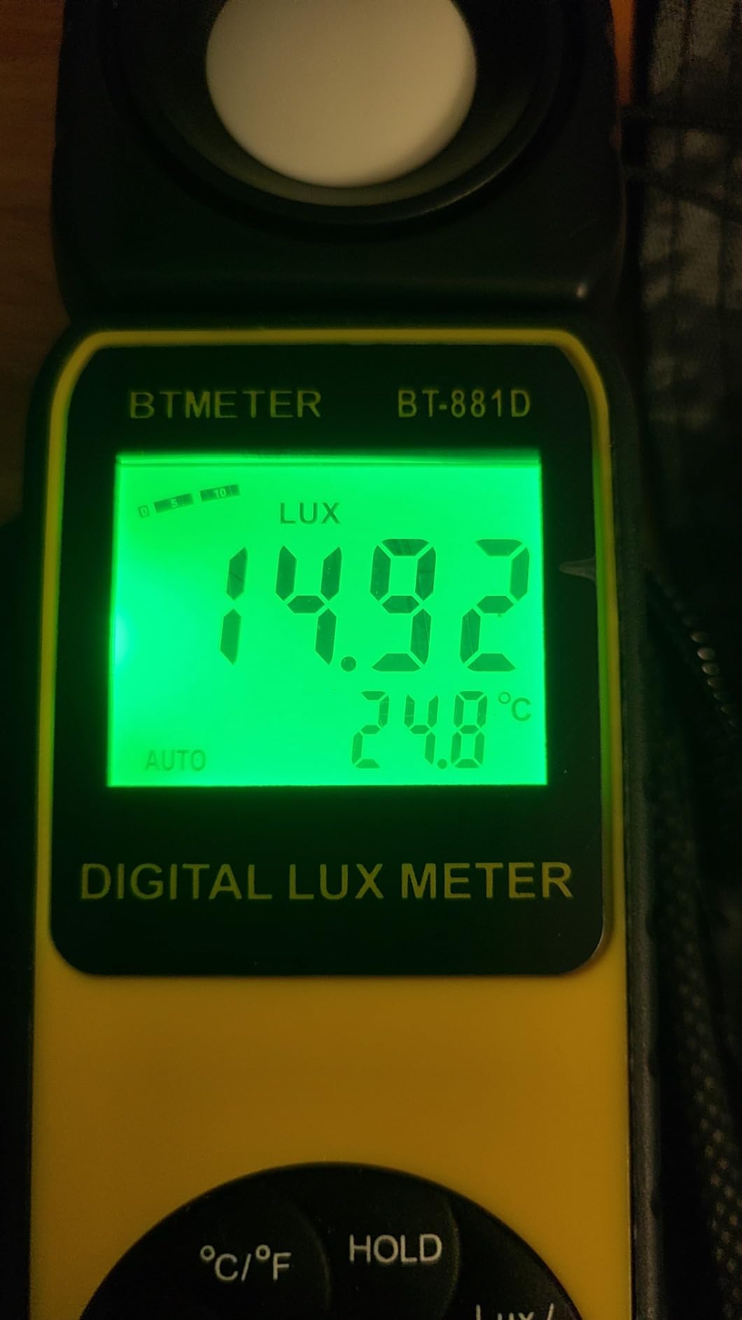 BTMETER BT-881D Digital Illuminance Light Meter with 270 Degree Rotated Sensor, Measure Lights 0.01-400,000 Lux (0.01-40,000 FC) Foot Candles Luxmeter for Photography Plants LED Lights Indoor Outdoor Tester customer photo 2