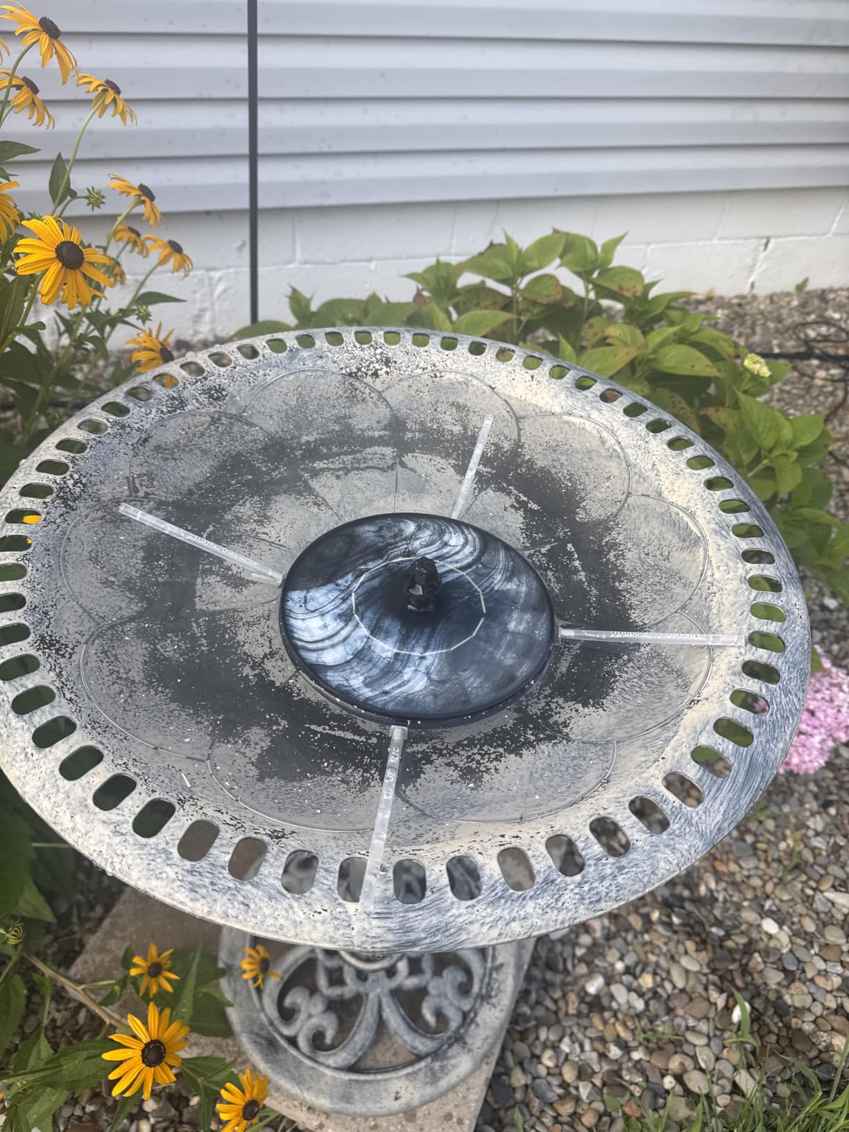 VIVOHOME Bird Bath with Solar Fountain for Outside, Pedestal, Green | Solar-Powered Pump, Weather-Resistant Polyresin, 20-Inch Bowl, for Outdoor/Garden, Bird-Friendly, Easy to Clean customer photo 2