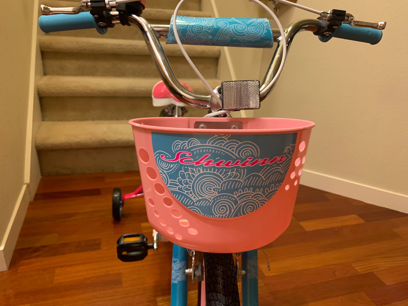 Schwinn Elm Bike, 14 Inch Bike for Kids, Ages 3-4, SmartStart Ergonomic Design for Kids, Adjustable Seat Grows with Child, Rear Coaster and Front Caliper Brake, Training Bicycle customer photo 2