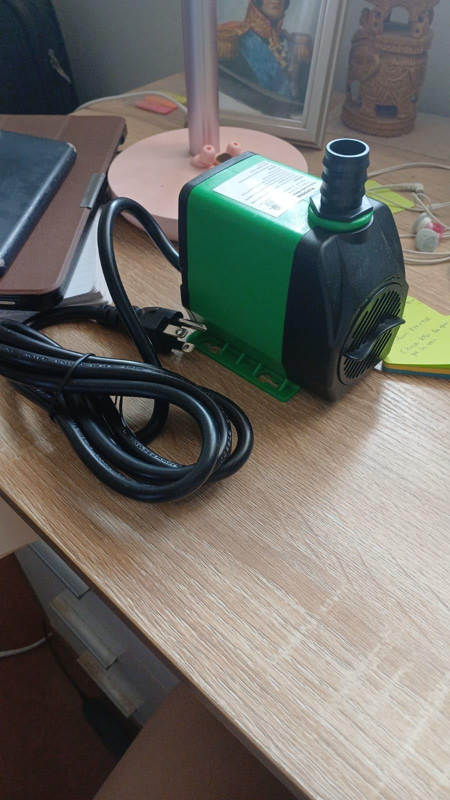 VIVOSUN 800GPH Submersible Fountain Water Pump for Pond, Aquarium, Statuary | 3000L/H, 50W, Ultra Quiet Water Pump with 10ft. High Lift and 6.5ft. Power Cord, 3 Nozzles for Hydroponics, Green customer photo 1