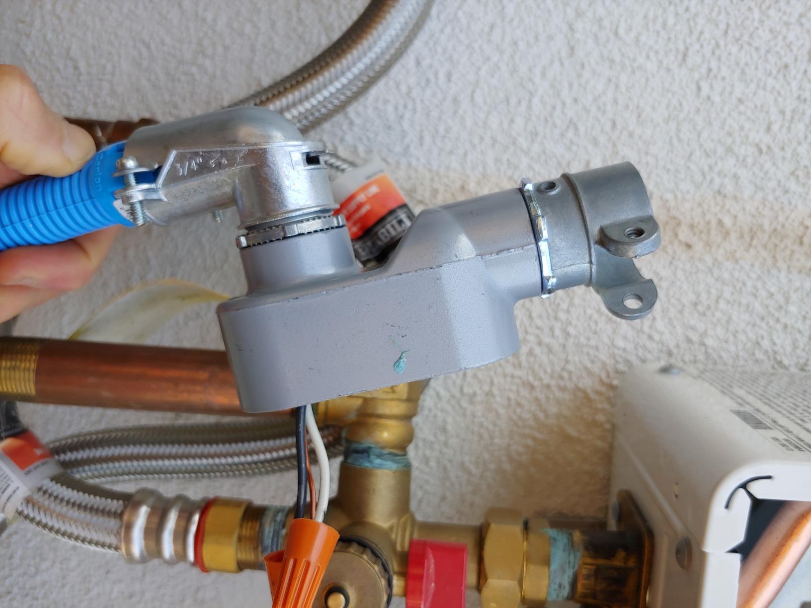Rinnai V53DeN Natural Gas Tankless Water Heater customer photo 1