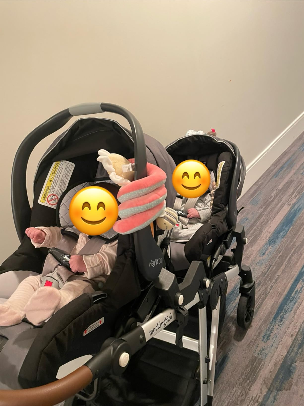 Chicco KeyFit Infant Car Seat and Base, Rear-Facing, 4-30 lbs, Encore color, infant car seat insert for newborns included, 5-point harness, Chicco stroller compatible, washable seat pad customer photo 1