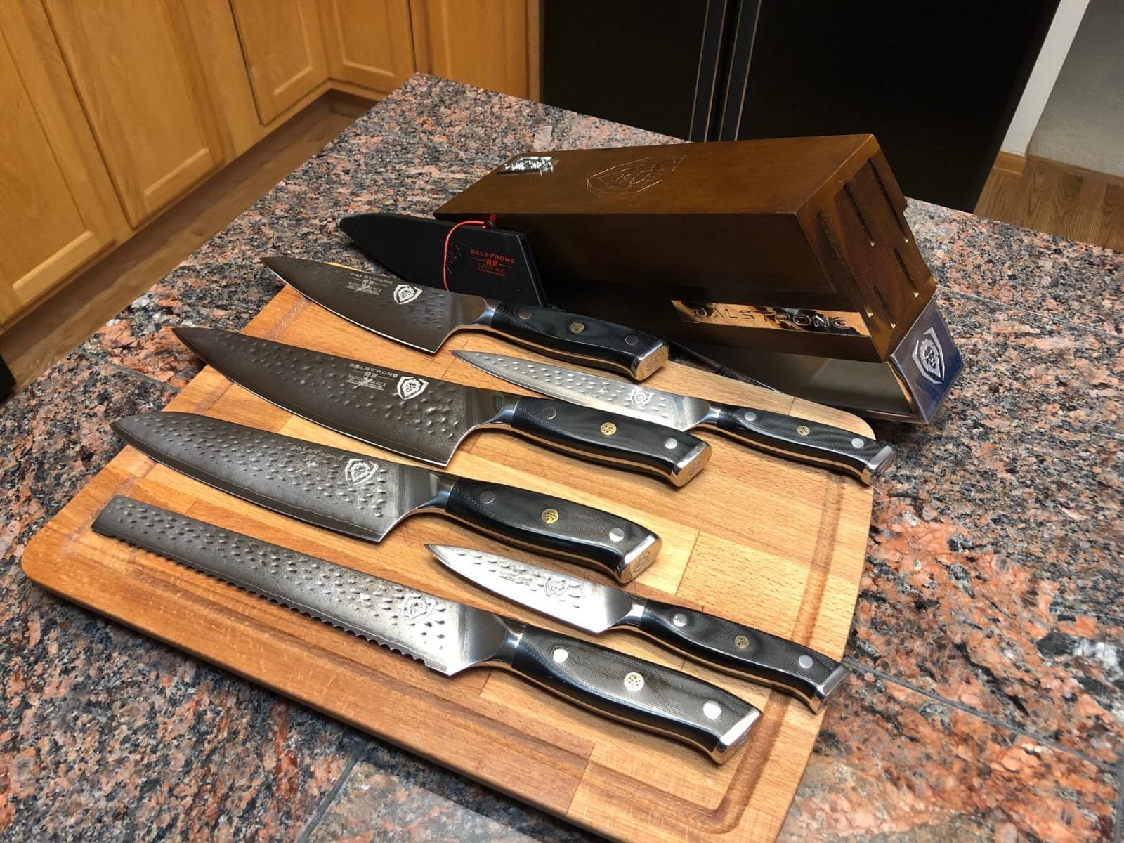 Dalstrong 5-Pc Japanese Knife Block Set, 66-Layer Damascus AUS-10V, 8-12° Edge, Chef - Santoku - Utility - Bread - Paring Knives, Culinary Gift Set customer photo 1