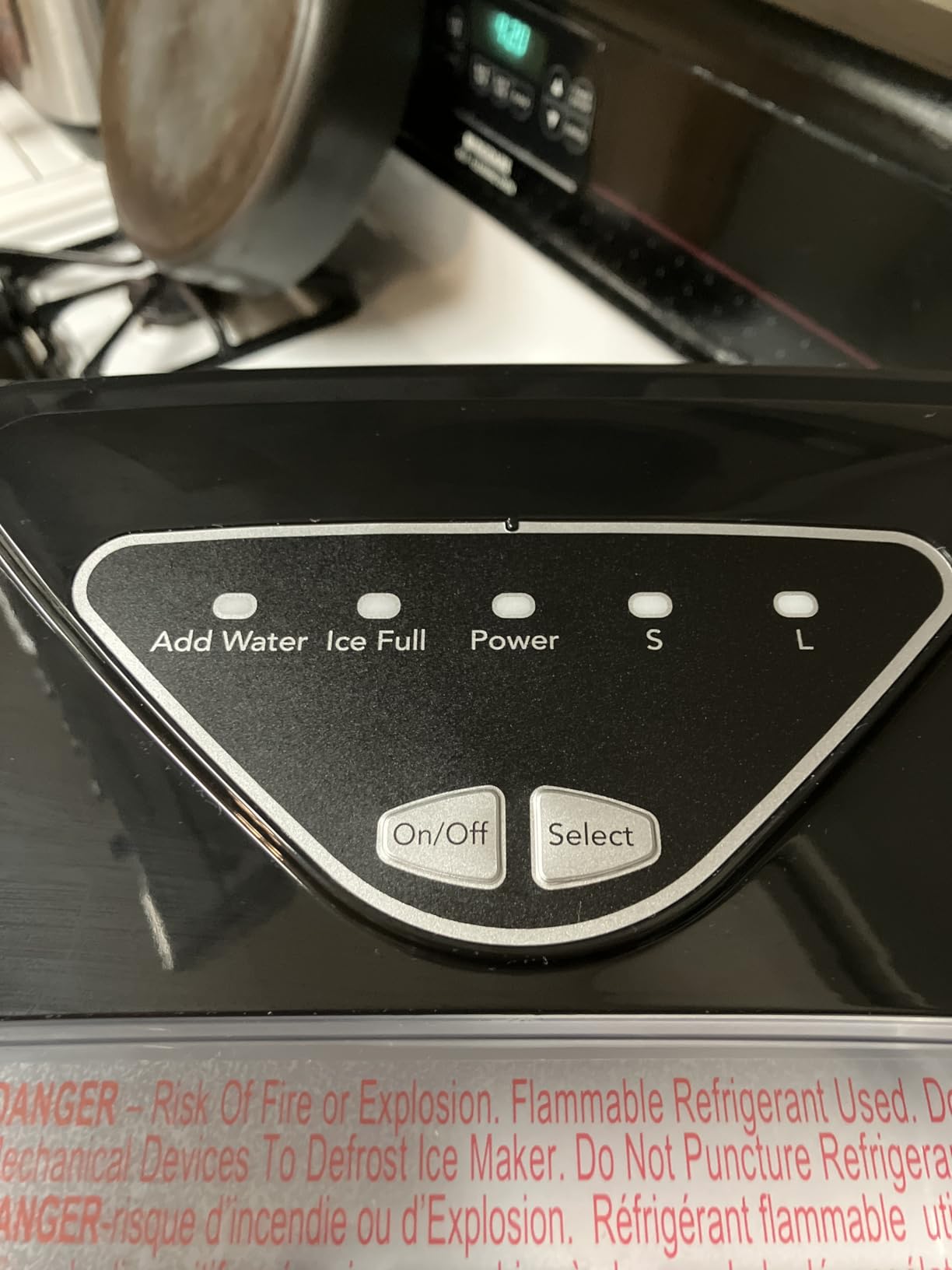 Frigidaire Countertop Portable, 26 lb per Day Nugget Ice Maker Machine (Red Stainless Steel) customer photo 2