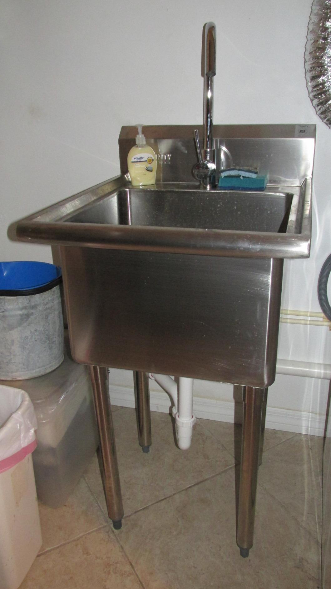 TRINITY BASICS 21.5in Freestanding Stainless Steel Utility Sink, NSF Sink For Laundry Room, Garage, Shop, Kitchen Prep, Food Truck, Dog Wash, with Hot/Cold Pullout Chrome Faucet, 21.5