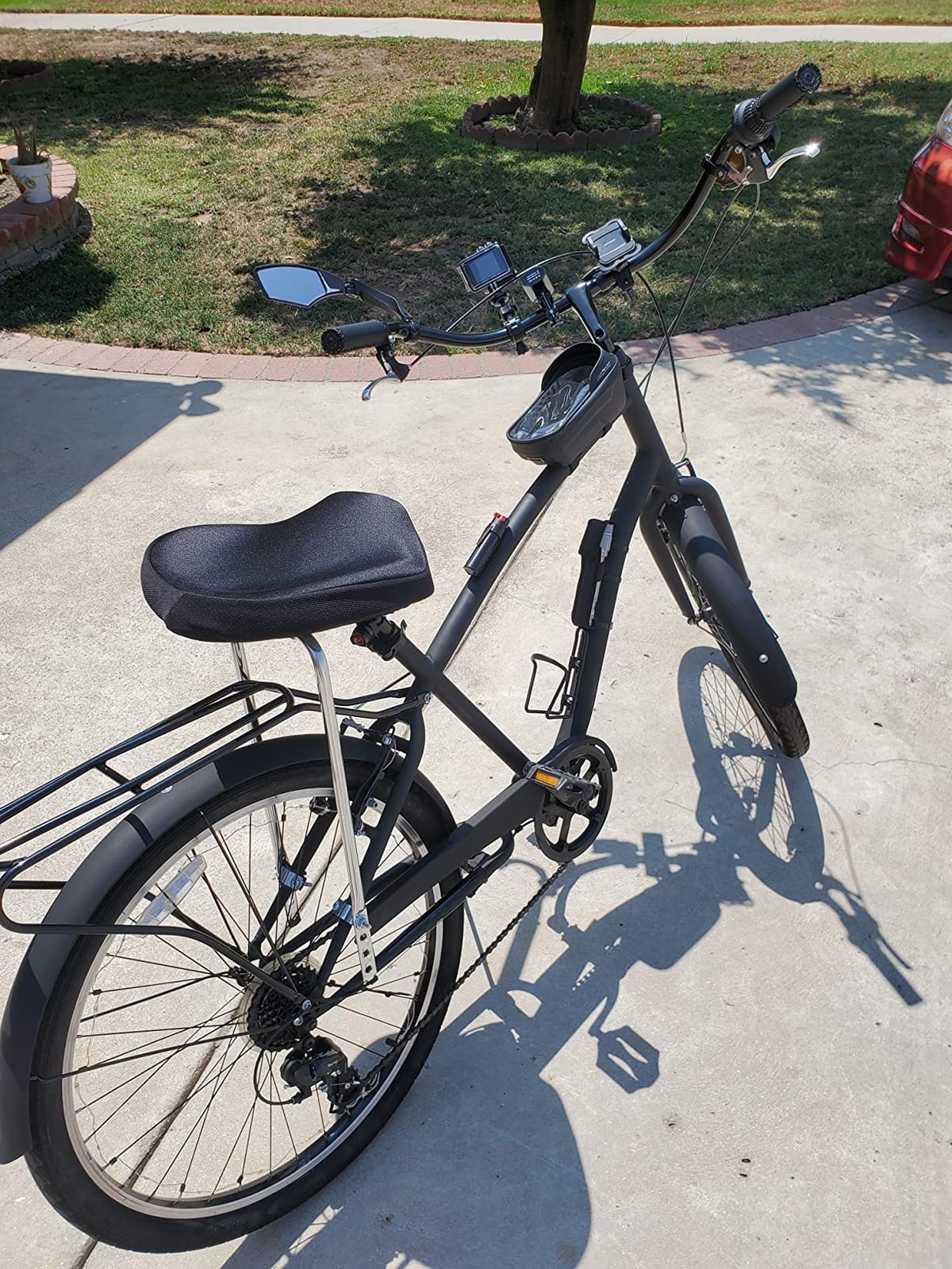 sixthreezero EVRYjourney Men's Steel Beach Cruiser Bike, Hybrid Bicycle with Rear Rack and Fenders, 26-Inch Wheels, Multiple Speed Options and Color Options customer photo 1