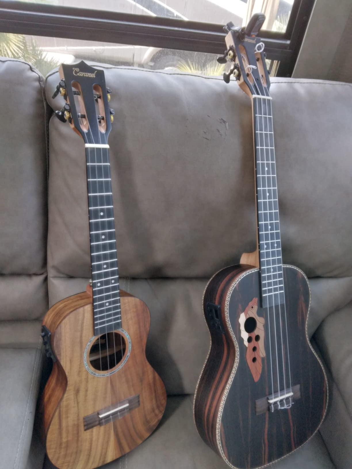 Caramel CB904 30inch Ebony Wood Baritone Electric Ukulele | Beginner Guitar Starter Pack Bundle Gig bag, Strap, Strings Set customer photo 1