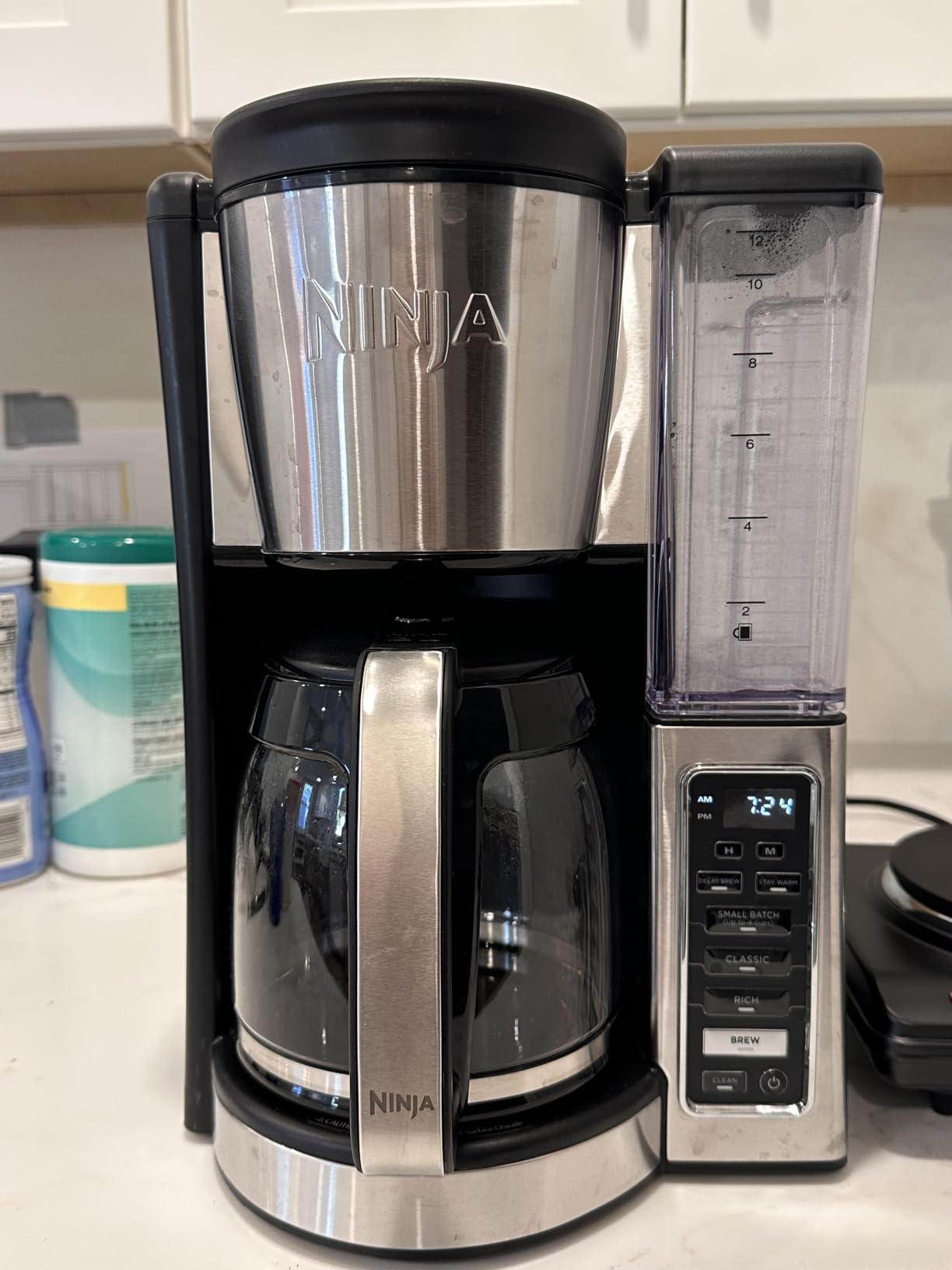 Ninja Fresh Brew Coffee Maker, 12 Cup Glass Carafe, Stainless Steel, CE251 | Programmable, Classic & Rich brew, 70-oz. Removable Water Reservoir, Small Batch, 24-hr Delay Brew, Adjustable Warming Plate customer photo 1