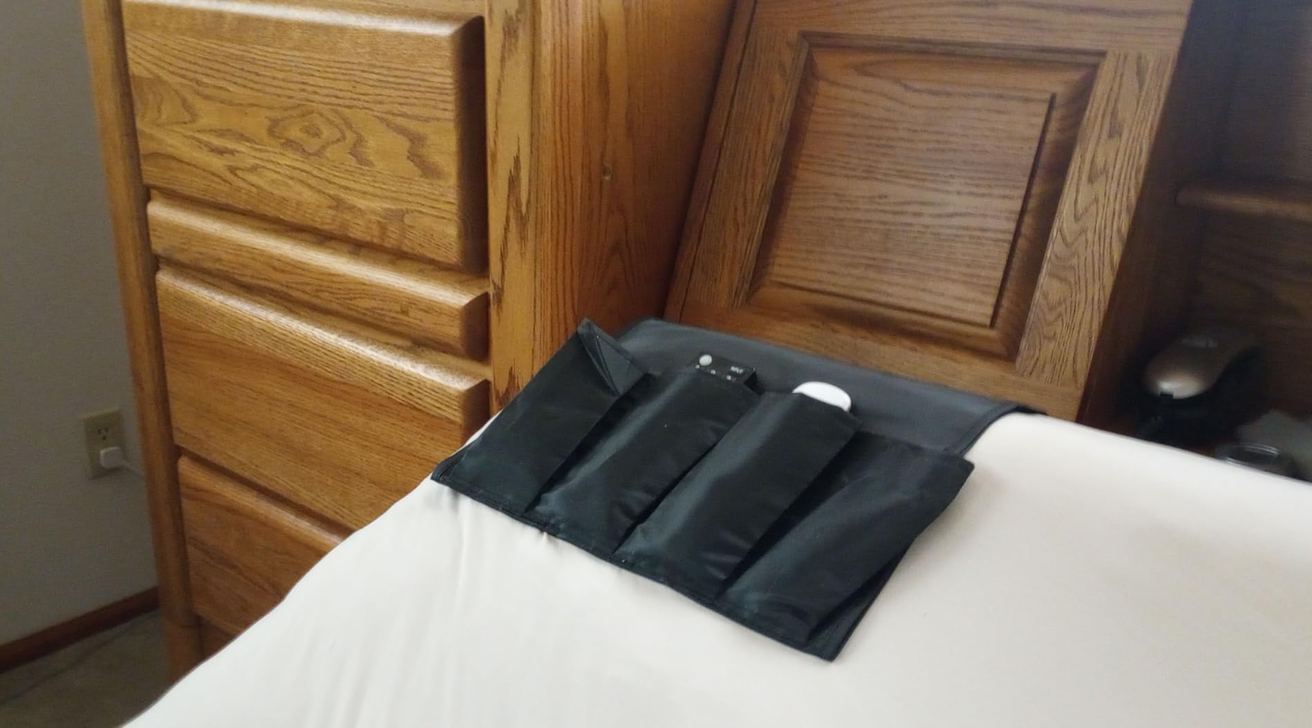 Lucid L150 Adjustable Bed Frame - Head & Foot - Wireless Remote, Queen customer photo 1