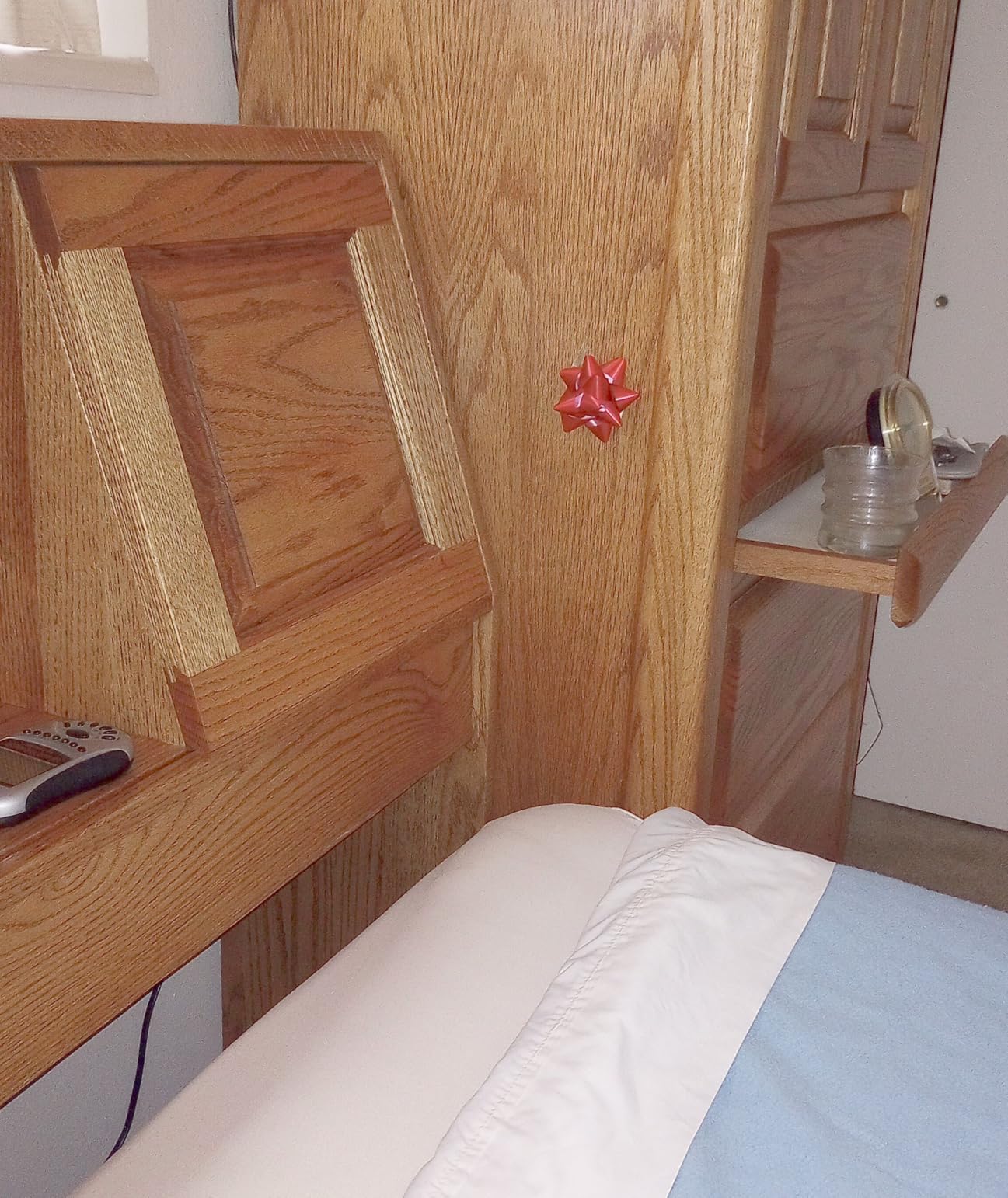 Lucid L150 Adjustable Bed Frame - Head & Foot - Wireless Remote, Queen customer photo 2