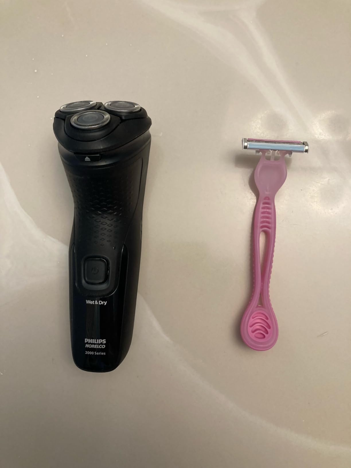 Philips Norelco Shaver 2300 Rechargeable Electric Shaver with PopUp Trimmer, S1211/81 customer photo 1