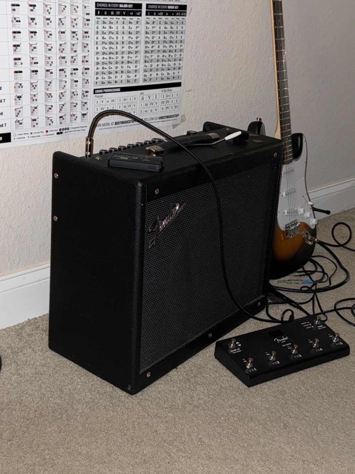 Fender Mustang GTX100 Guitar Amplifier Combo with Speaker, Bluetooth, WiFi | 200 presets, 12