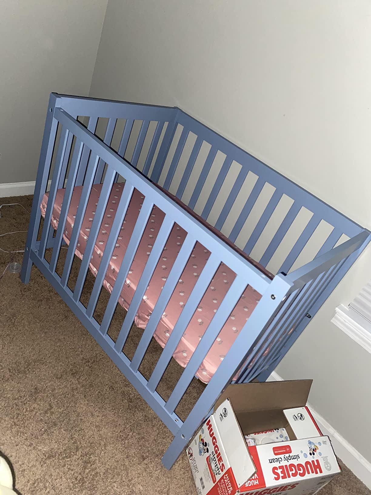 Dream On Me Edgewood 4-in-1 Convertible Mini Baby Crib in Cool Grey, GreenGuard Gold & JPMA, Non-Toxic, Compact 40x25x33 Design, Converts to Mini Daybed & Twin Bed, 1 Mattress Pad, 3-Position Mattress Support, 50 Lb Limit customer photo 1