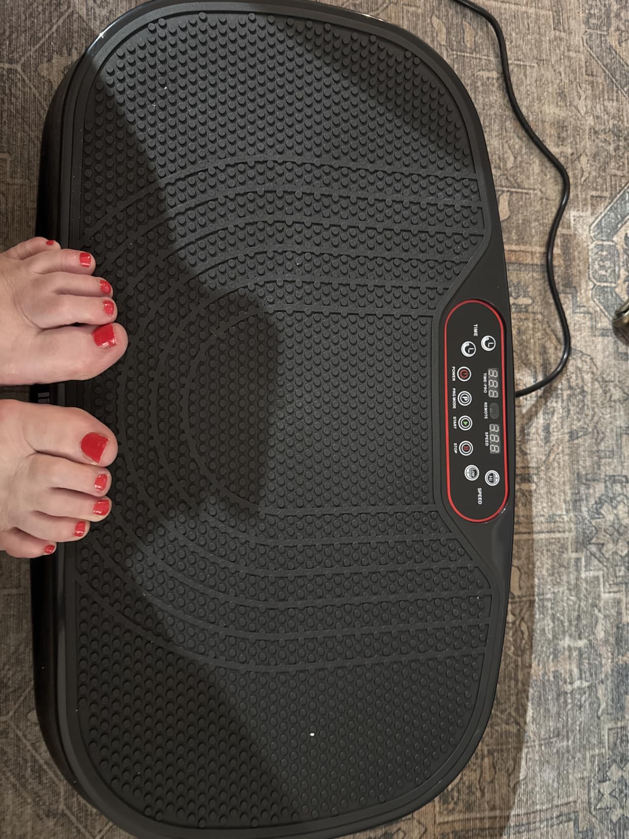 Lifepro Waver Mini Vibration Plate Exercise Machine with Resistance Bands | Compact Design, 99 Speed Levels, 10 Presets, Non-Slip Surface - Vibration Plate for Lymphatic Drainage, Full Body Workout customer photo 1