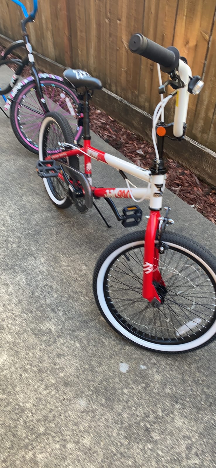Dynacraft Tony Hawk 18-24 Inch Bike High-Performance & Durable, Perfect for Kids & Teens Learning BMX Tricks, Sturdy, Easy to Assemble, Ideal for Young Riders & Aspiring BMX Enthusiasts customer photo 1