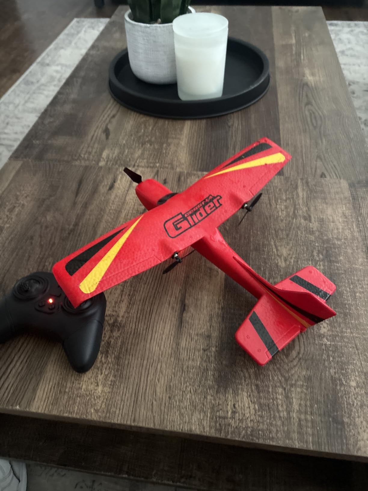 2 CH RC Airplane, RC Plane Ready to Fly, 2.4GHz Remote Control Airplane, Easy to Fly RC Glider for Kids & Beginners (Red) customer photo 2