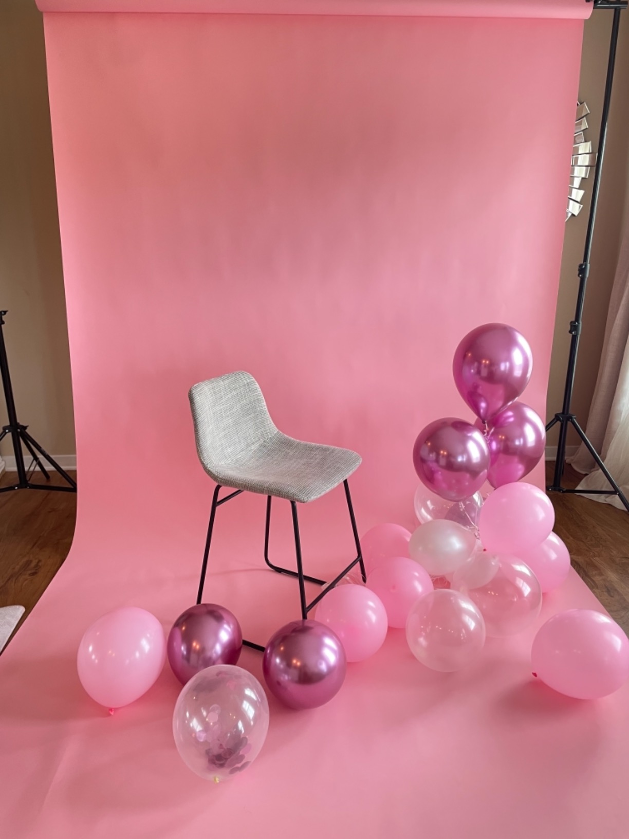 HYJ-INC 12ft x 10ft Photo Video Studio Heavy Duty Adjustable Photography Muslin Backdrop Stand Background Support System Kit with Carry Bag 4 Spring Clamps customer photo 1