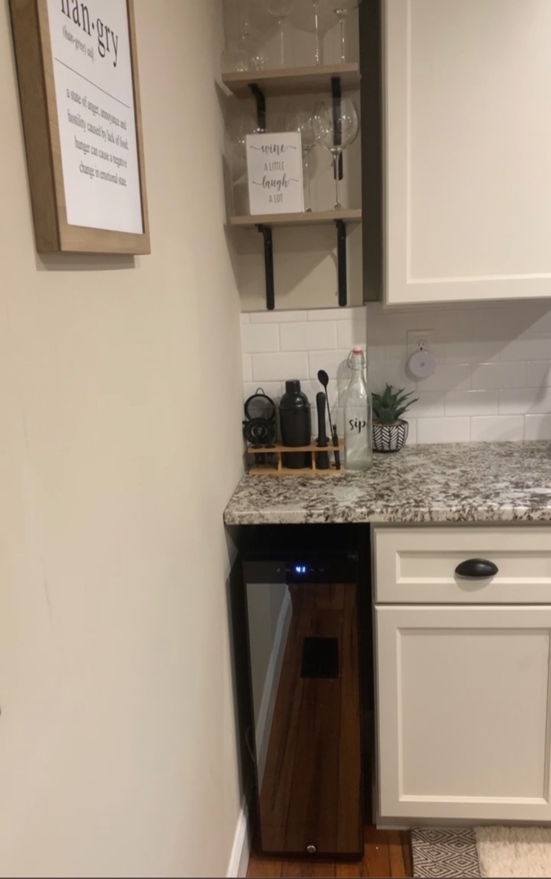 Ivation 12 Bottle Compressor Wine Cooler, Freestanding Fridge w/Lock, Black customer photo 2
