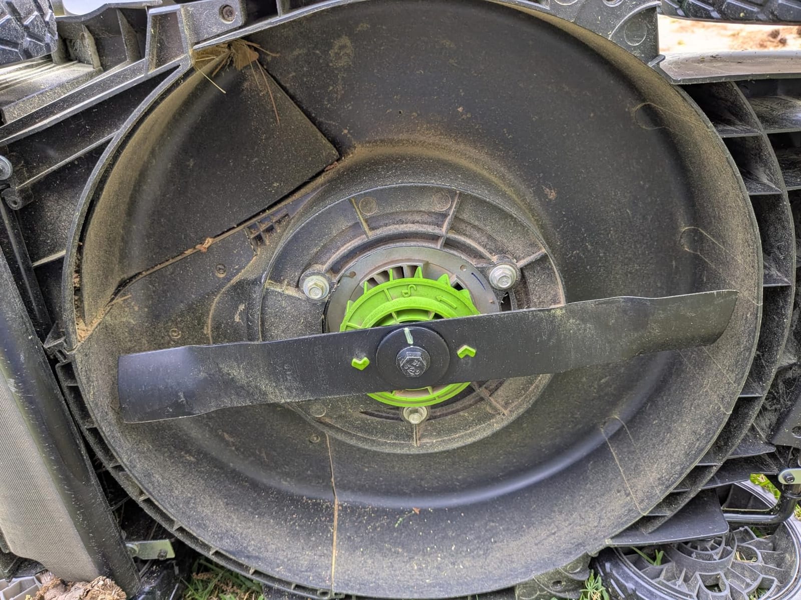 Greenworks 48V (24V x 2) 17in Push Lawn Mower, (2) 4.0 Ah Batteries Kit customer photo 1