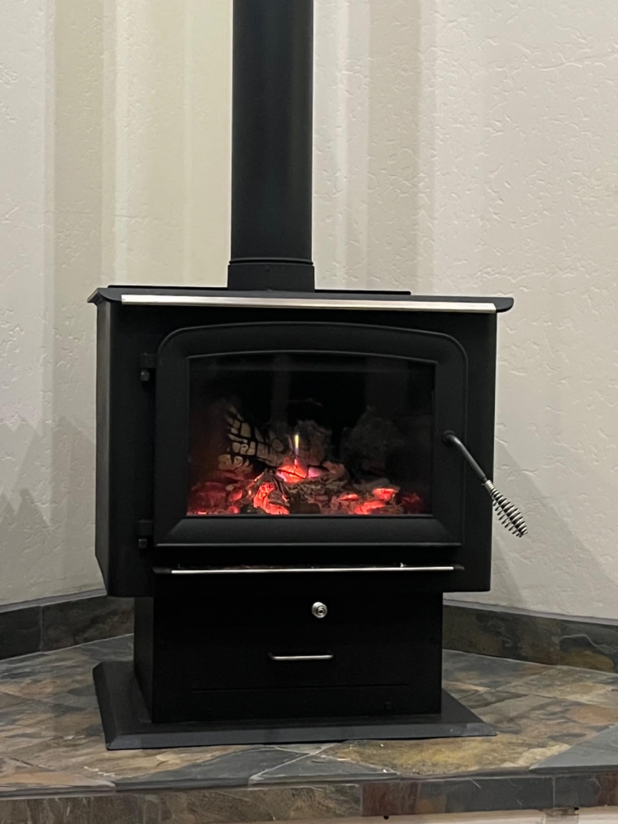 Ashley Hearth AW2520E-P 2,500 sq ft Wood Stove with Legs and Pedestal | Freight Shipping Required customer photo 1
