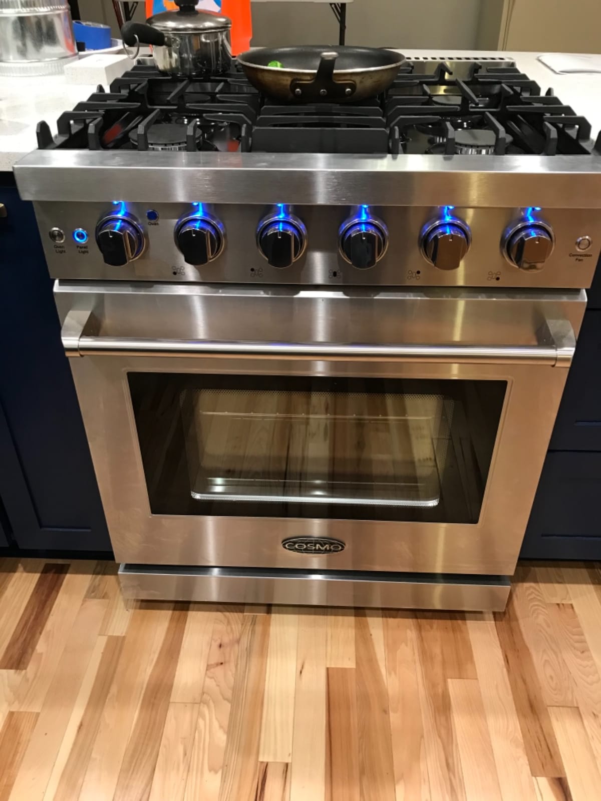 Cosmo COS-EPGR304 30 in. Haven Collection 4.8 cu ft 5 Burner Gas Range, Convection, Stainless Steel, Knob LED Indicators, Storage Drawer, Liquid Propane Convertible customer photo 1