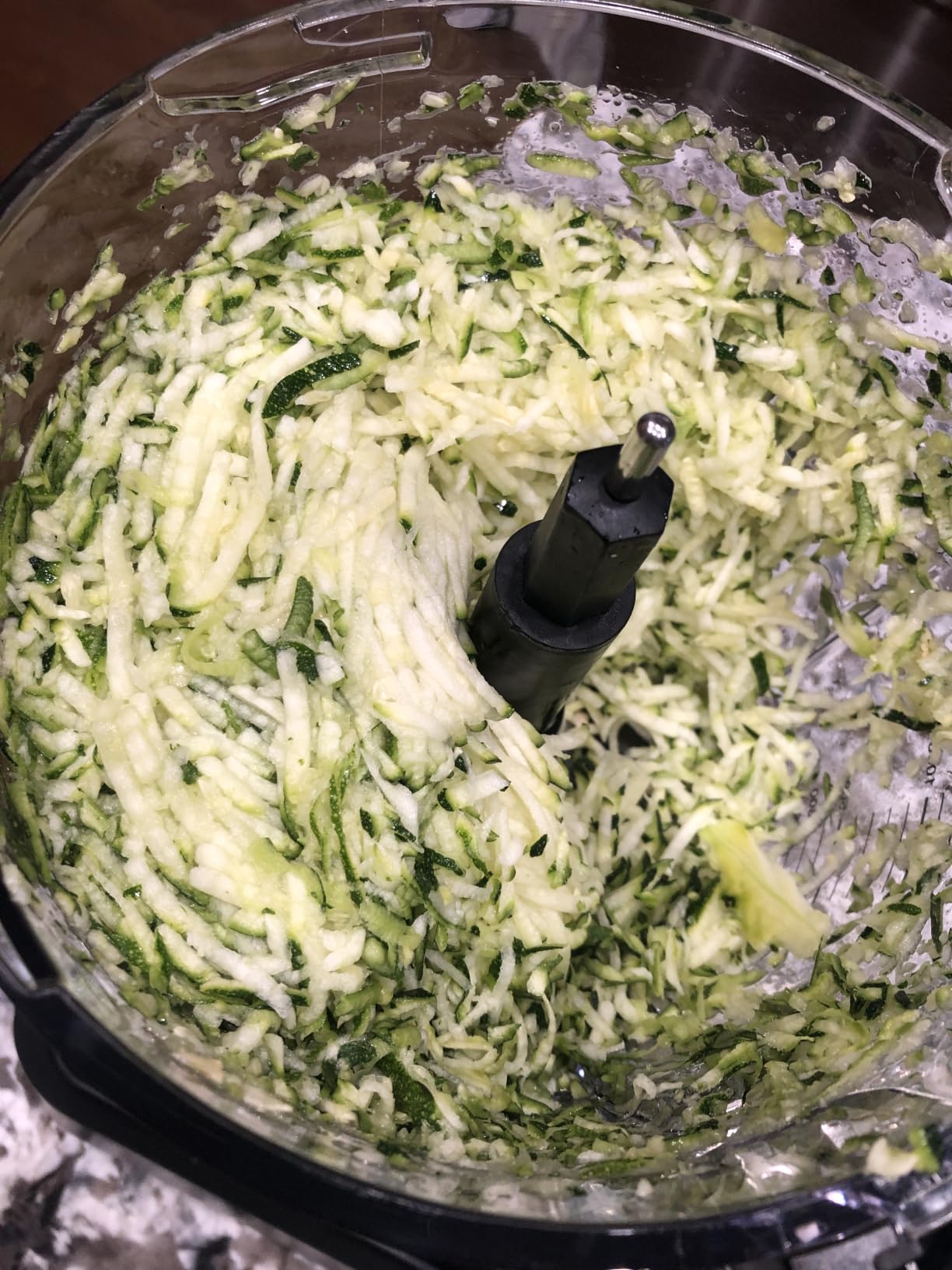 Ninja Professional Plus Food Processor, 1000PW, 9-Cup, Grey, BN601 | Auto-iQ presets chop, slice, puree & mix dough. 9-cup bowl, 3 blades, feed chute & pusher. Dishwasher-safe parts. customer photo 2