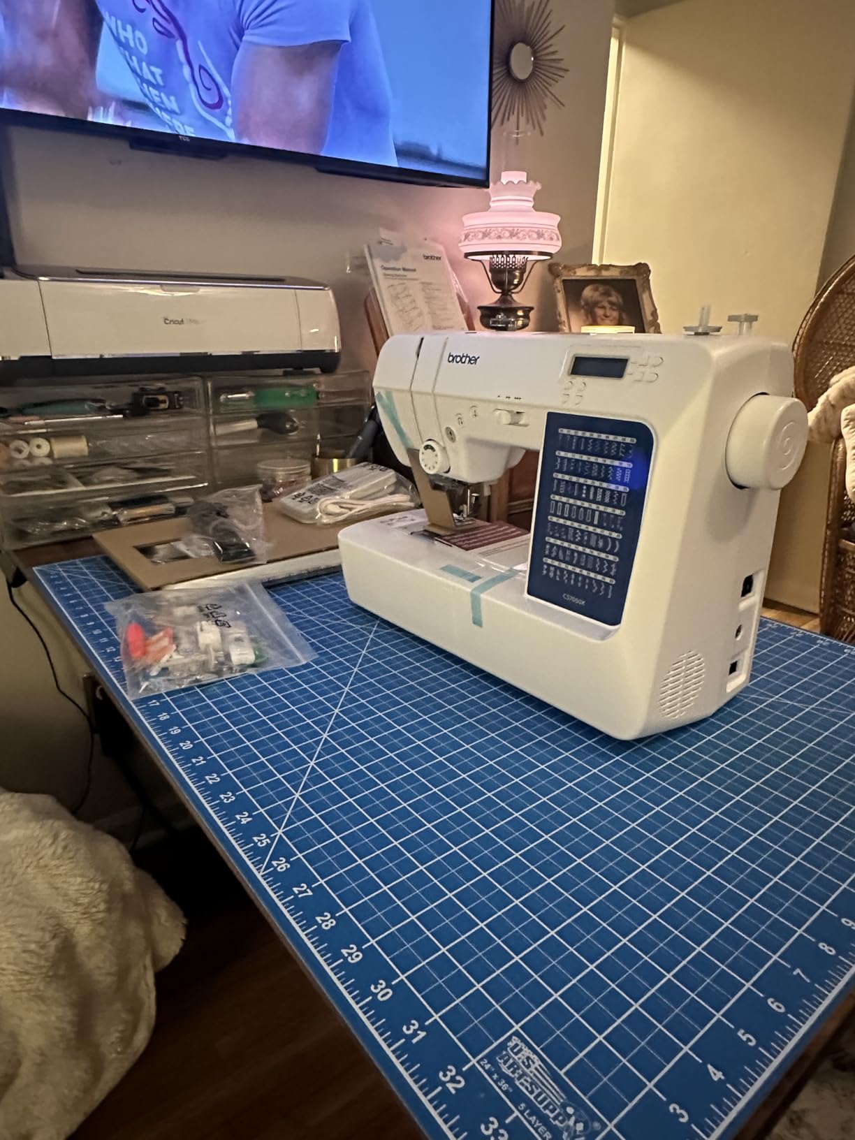 Brother CS7000X Sewing and Quilting Machine LCD Display, 70 Built-in Stitches customer photo 1
