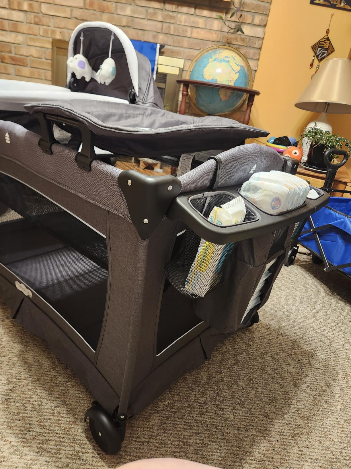 Pamo Babe Pack and Play 4-in-1 Baby Playard with Bassinet & Changing Table, Foldable Portable Playpen with Mattress, Travel Crib for Newborn to Toddler 0-36M, Black customer photo 2
