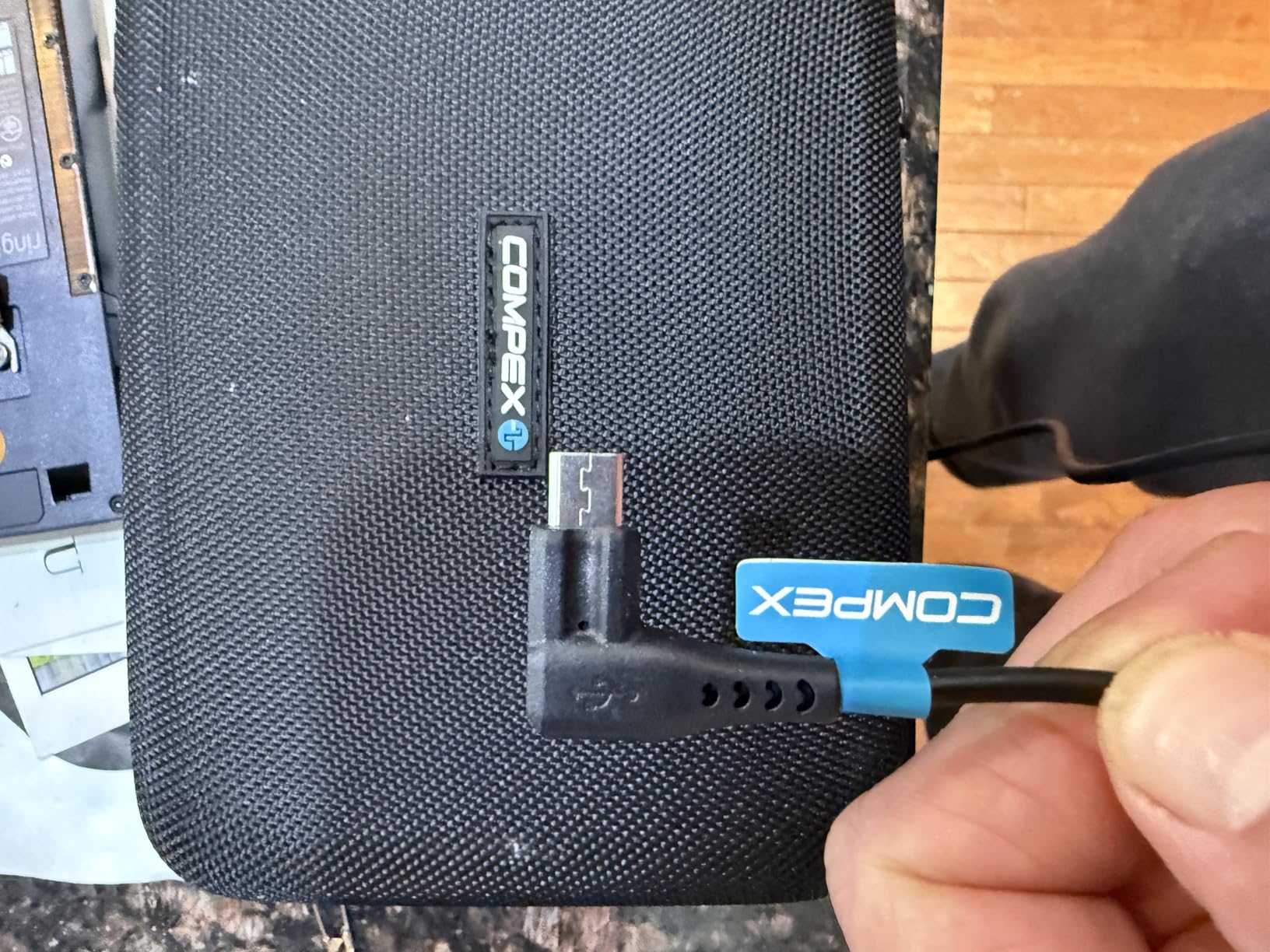 Compex Performance 3.0 Muscle Stimulator with TENS Kit - 6 Programs - Helps facilitate and Improve Muscle Performance customer photo 1