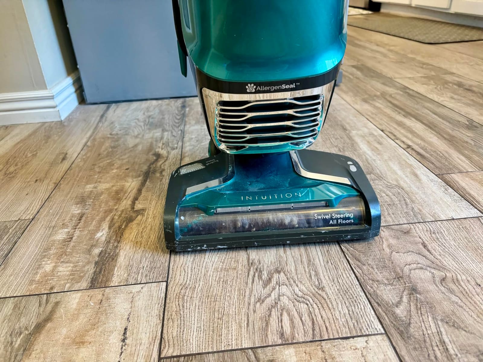 Kenmore Intuition Bagged Upright Vacuum Lift-Up Carpet Cleaner | Pet Friendly, 2-Motor Power Suction with HEPA Filter, 3-in-1 Combination Tool, HandiMate for Floor, Pet Hair - BU4022 customer photo 1