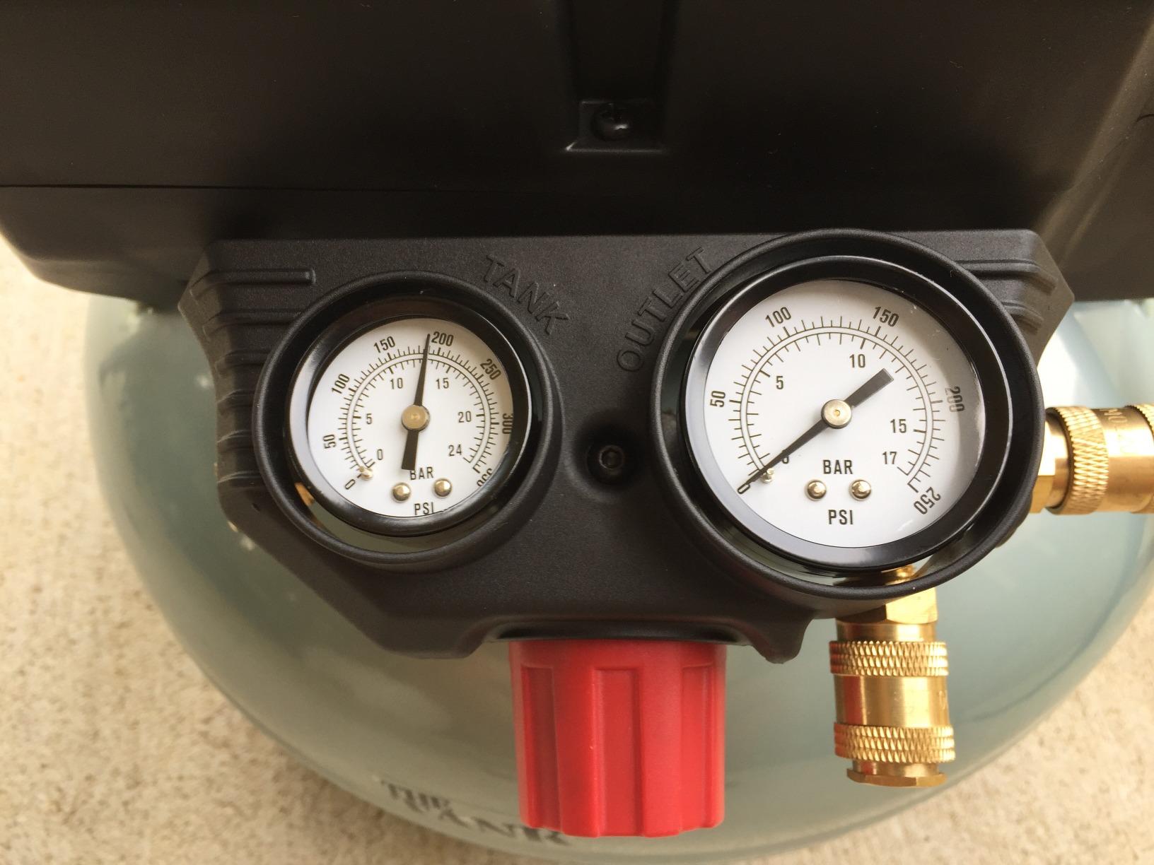 Metabo HPT Portable Pancake Air Compressor, 6 Gallon 200 PSI, EC914S | 4 CFM Flow Rate, Powers Multiple Framing Siding Roofing Nailers Brad Guns Simultaneously, Job-Site Ready customer photo 1