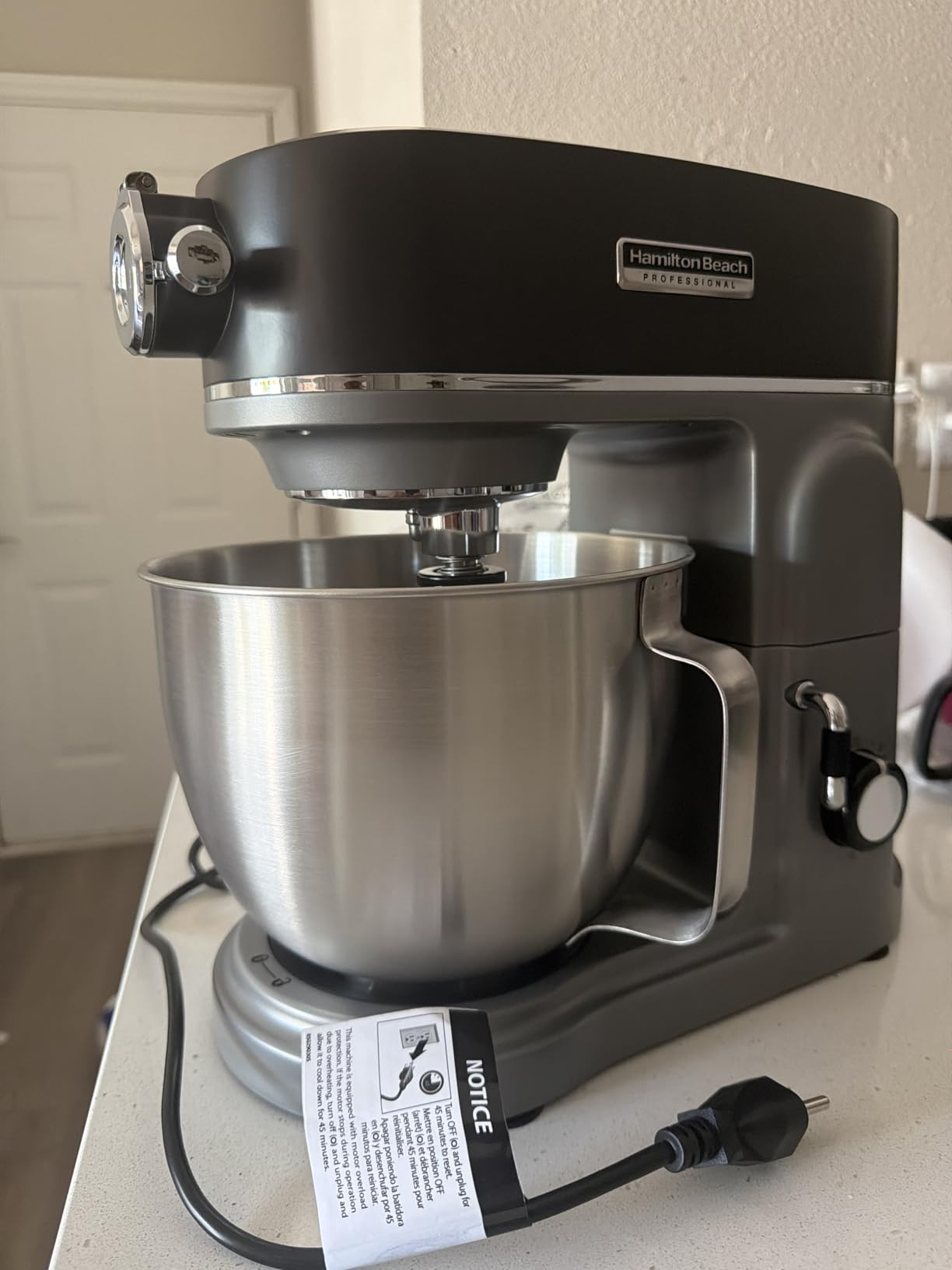 Hamilton Beach Professional All-Metal 5 Qt Stand Mixer With 12 Speeds | Stainless Steel Bowl | 450 Watts| Attachment Hub | Flat Beater, Dough Hook, Whisk | Tilt-Back Head | Stainless Steel | 63240 customer photo 2