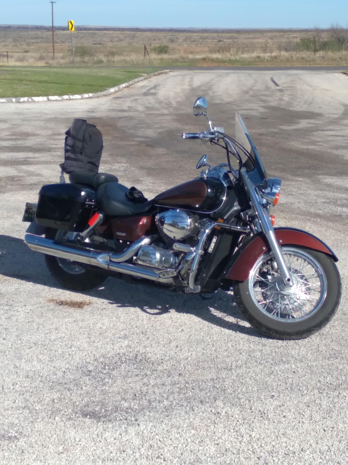 KUAFU Motorcycle Hard Saddlebags 45L with Mount Compatible with Honda Shadow Harley Yamaha Kawasaki Vulcan Dyna V-Rod Vstar 650 VTX customer photo 2