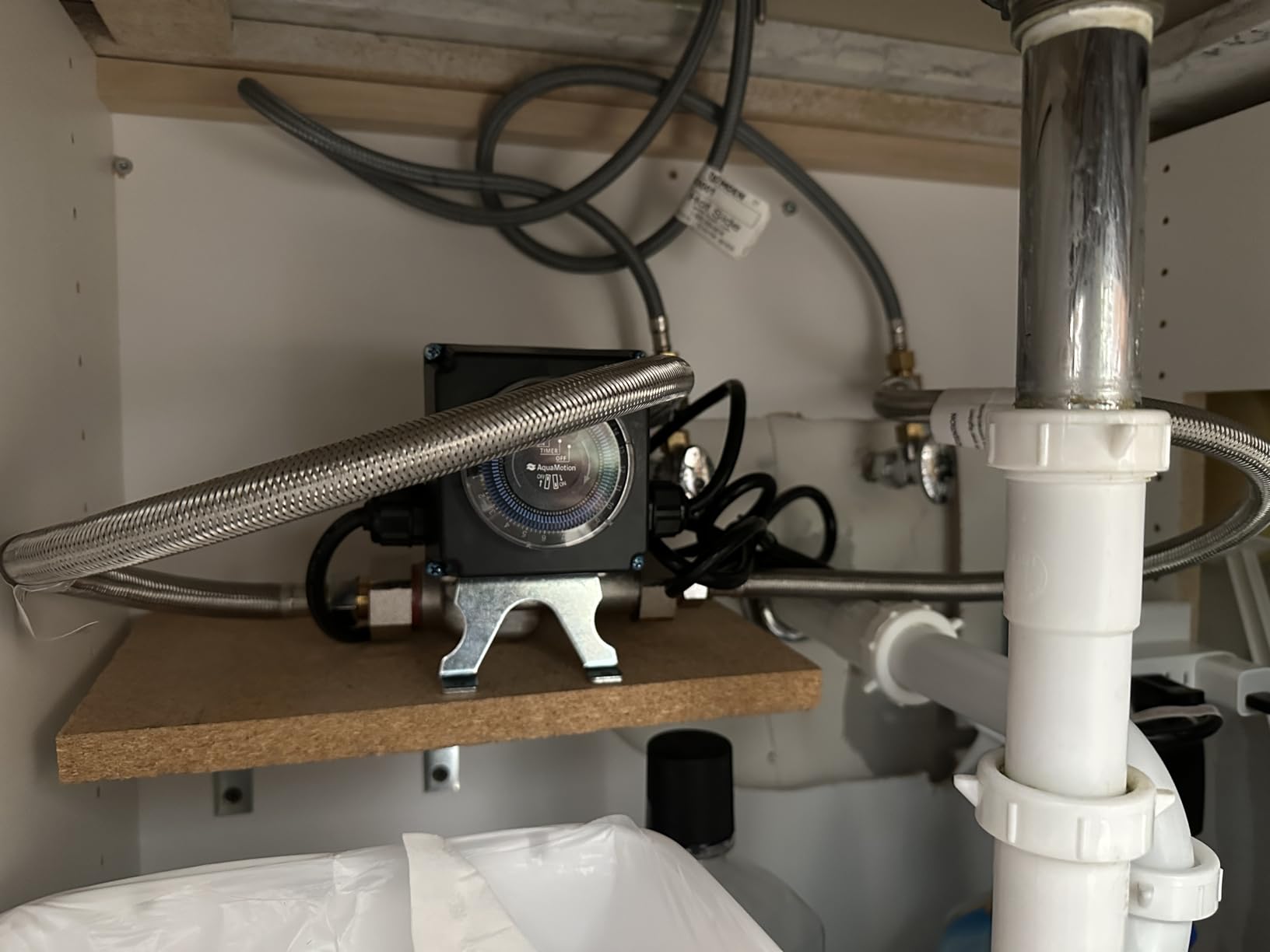 APCOM UT1 Hot Water Recirculation Pump | Under Sink | For Tank Heaters | Automatic Recirculation Pump | Instant Hot Water Delivery | Tank-Type Heaters | Energy Efficient customer photo 1
