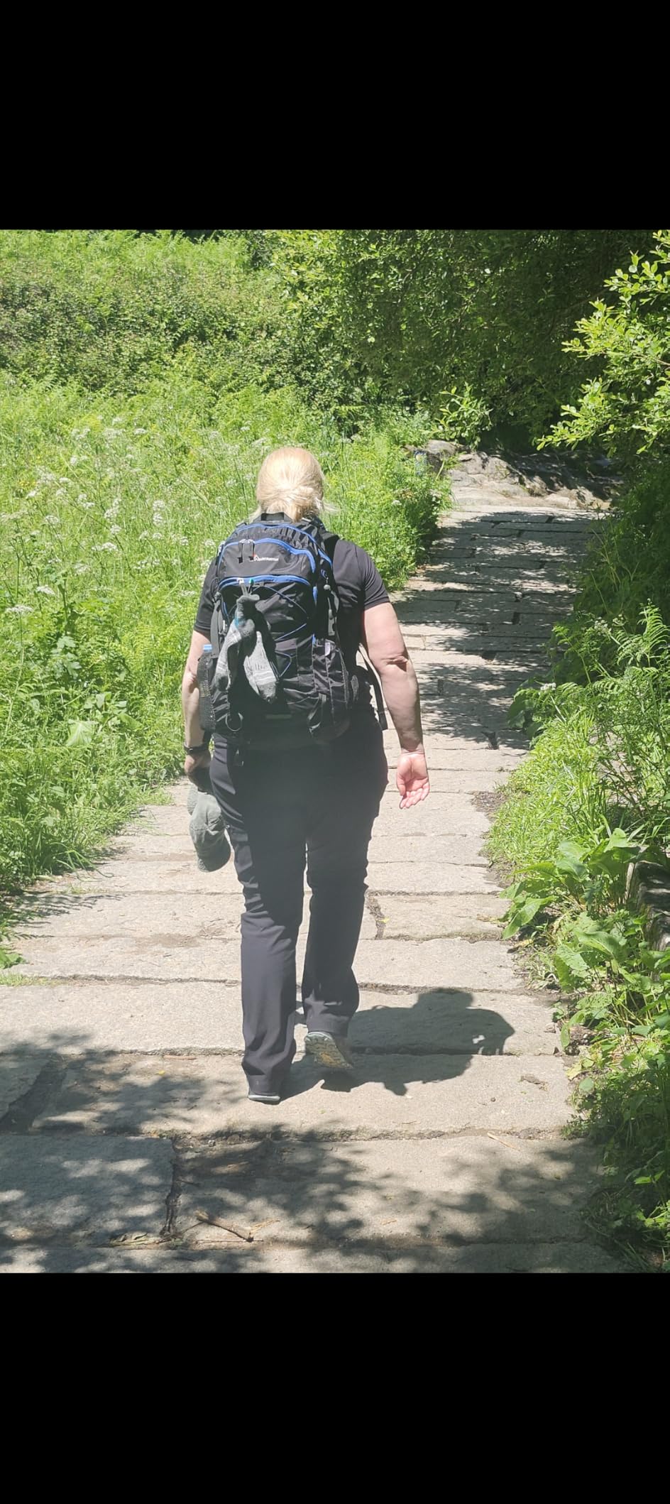 MOUNTAINTOP 40L Hiking Backpack customer photo 2