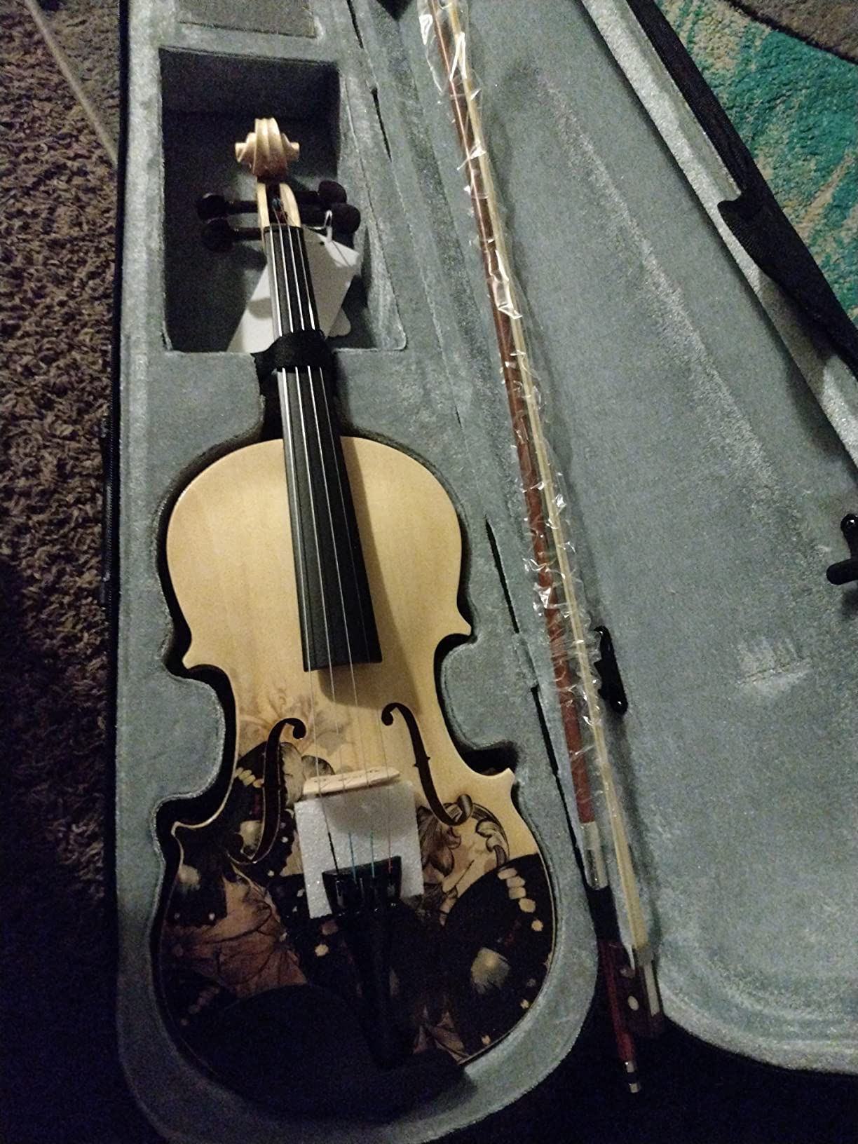 Aliyes Distinctive Artistic Violin Set Designed for Beginners/Students/adults with Hard Case,Bow,Extra Strings (4/4/Full-size) customer photo 1