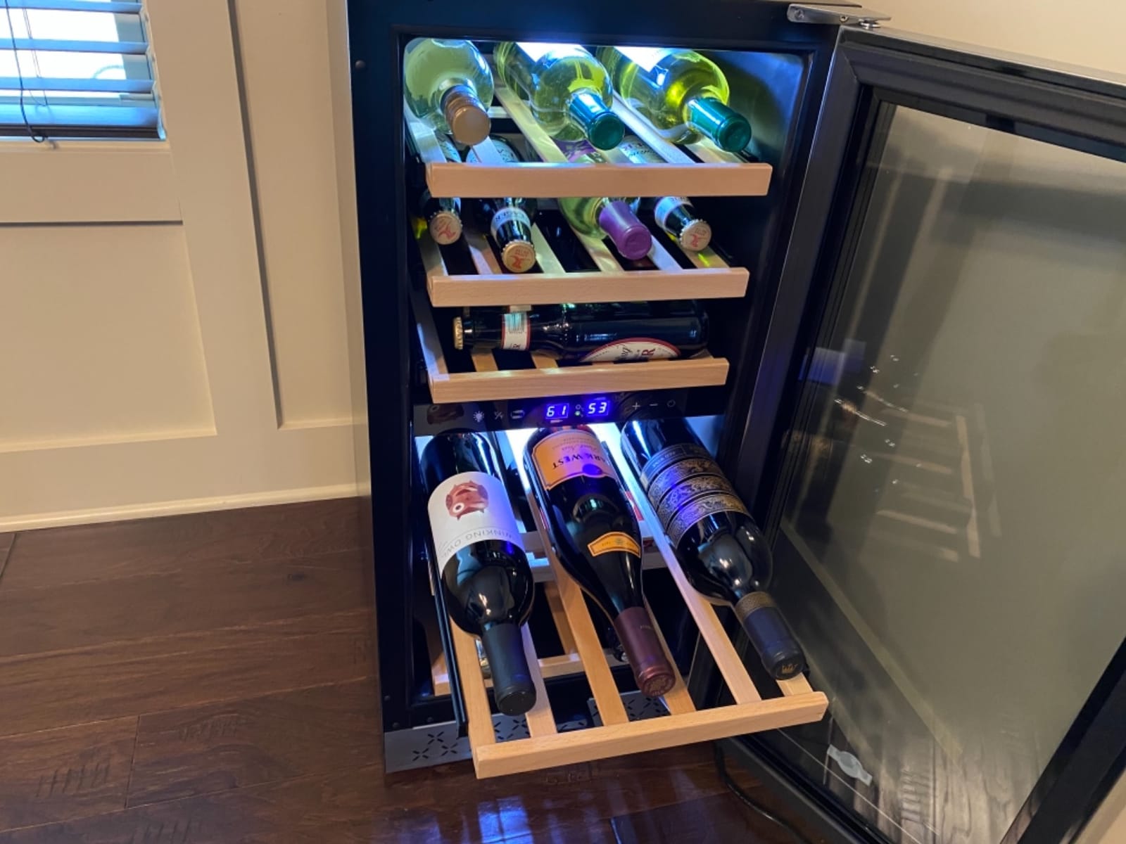 Tylza Mini Fridge 15 Inch Wine Cooler Under Counter, 30 Bottles Dual Zone Wine Fridge with Safety Lock customer photo 1