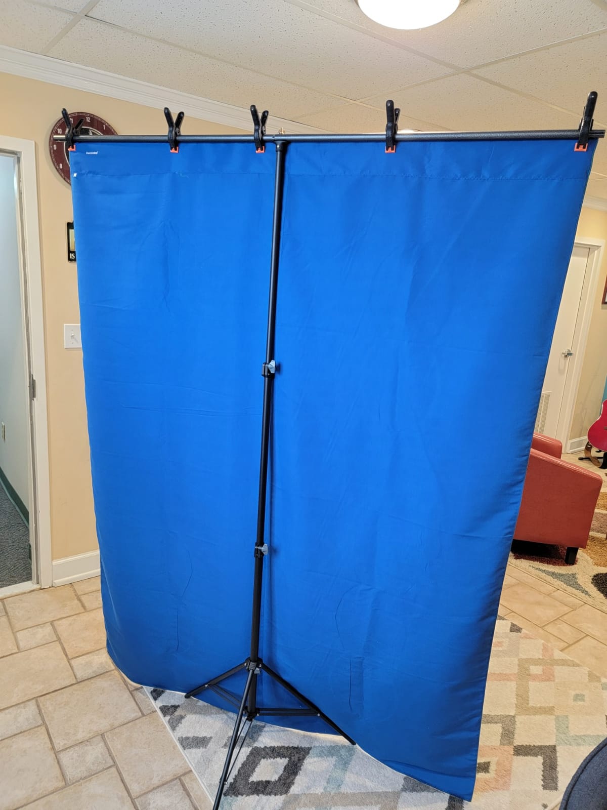 Hemmotop Green Screen Stand 7x5 ft(HxW) with 6.5x5 ft Backdrop Kit | Chromakey, for Streaming, Gaming, Zoom, Video Recording, Metal and Polyester, with 5 Clips and Carrying Case, Portable customer photo 1