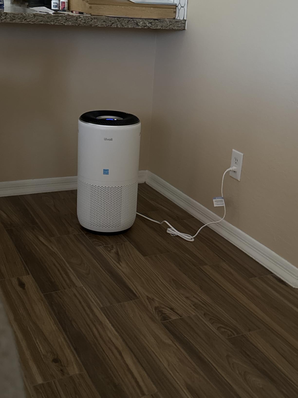 LEVOIT Smart Air Purifiers for Home Large Room Up to 1733 Ft² Core 400S-P | HEPA Sleep Mode, AHAM VERIFIDE, Auto Mode, Air Quality Monitor, 3-in-1 Filter For Pet Allergy, Smoke, Dust, ChildLock, White customer photo 1