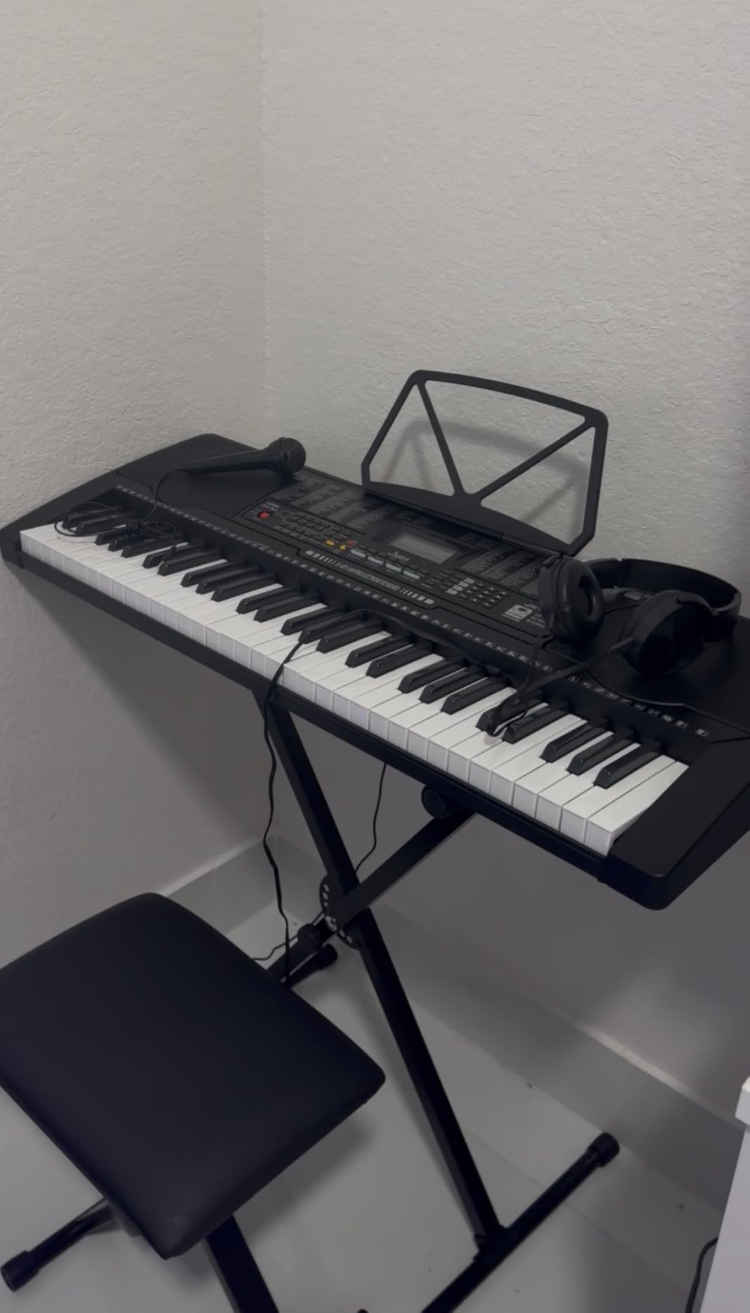 JIKADA 61 Key Portable Electronic Keyboard Piano,3 Teaching Modes | Electric Keyboard Piano Set w/Lighted Keys, Stand, Stool,LCD Screen, Built-In Speakers, Headphones, Microphone, Note Stickers customer photo 1