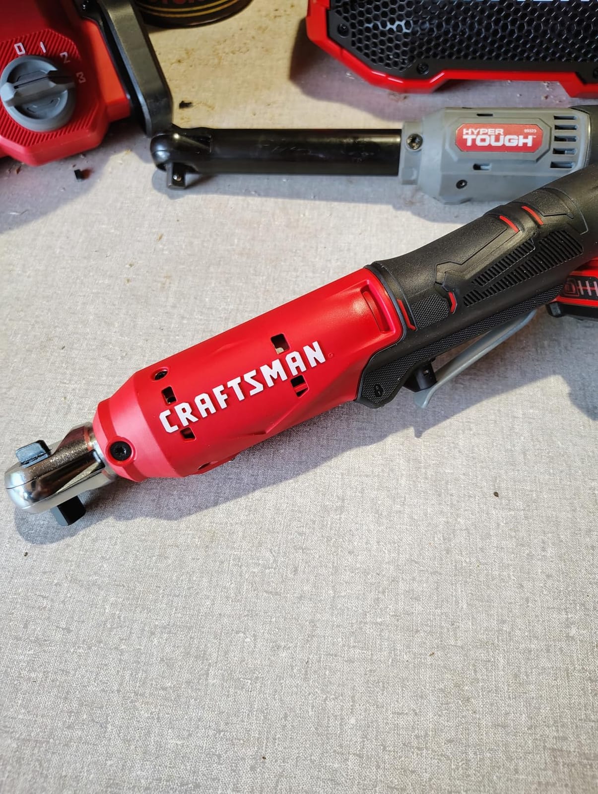 CRAFTSMAN V20 Cordless Ratchet Wrench, 3/8 inch Drive, 300 RPM, up to 35 ft-lbs of Torque, Bare Tool Only (CMCF930B) customer photo 2