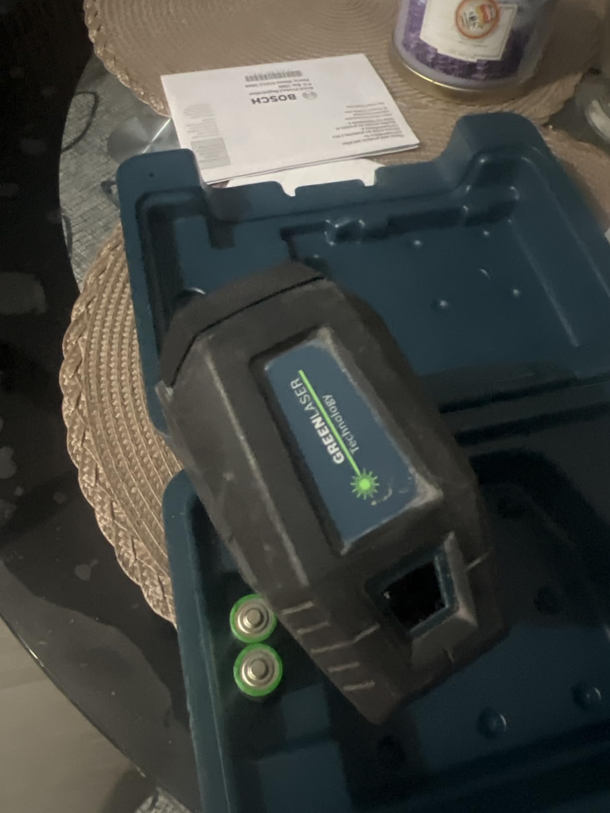 BOSCH GPL100-30G Green-Beam Self-Leveling Alignment Laser, Includes 2 AA Batteries, Built-In Multipurpose Mount, & Hard Carrying Case customer photo 2