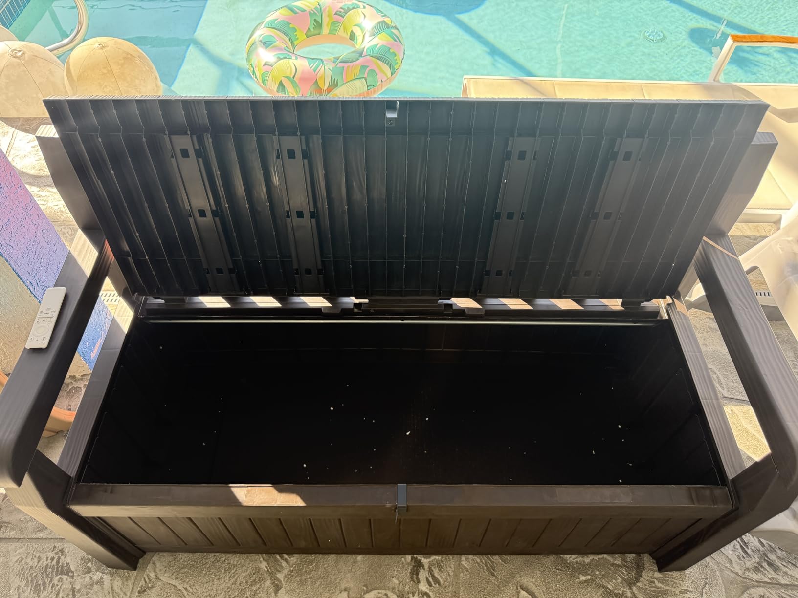 Keter Solana 70 Gal Outdoor Storage Bench for Patio and Pool Accessories | Grey, Resin, Seating, Weatherproof, Lockable, Durable, Easy Assembly, Organization, Patio Cushions Storage, Garden Tools customer photo 2