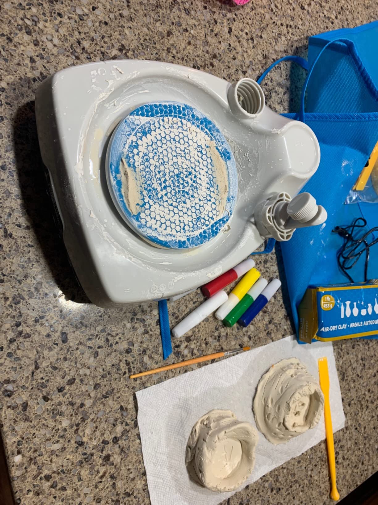 National Geographic Pottery Wheel for Kids Complete Beginner Kit | 2-Speed Electric Motor, 2 Lbs. Air-Dry Clay, Sculpting Tools, Paints and Apron, Creative Craft Toy, Birthday Gift customer photo 2