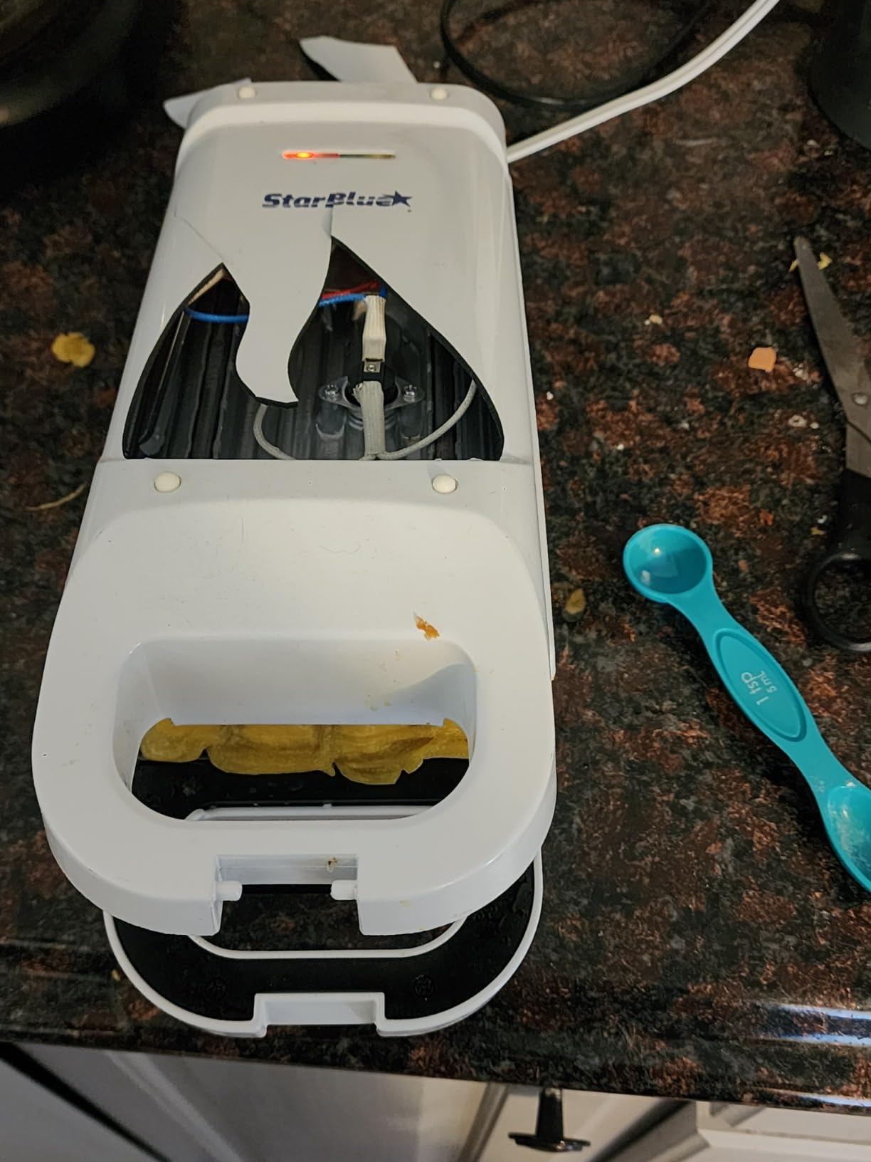 Churro Maker by StarBlue with FREE Recipe e-Book - Cook Healthy and Oil-free Churros in just minutes 110-120V 60Hz 750W (Model: SB-SW903) customer photo 2