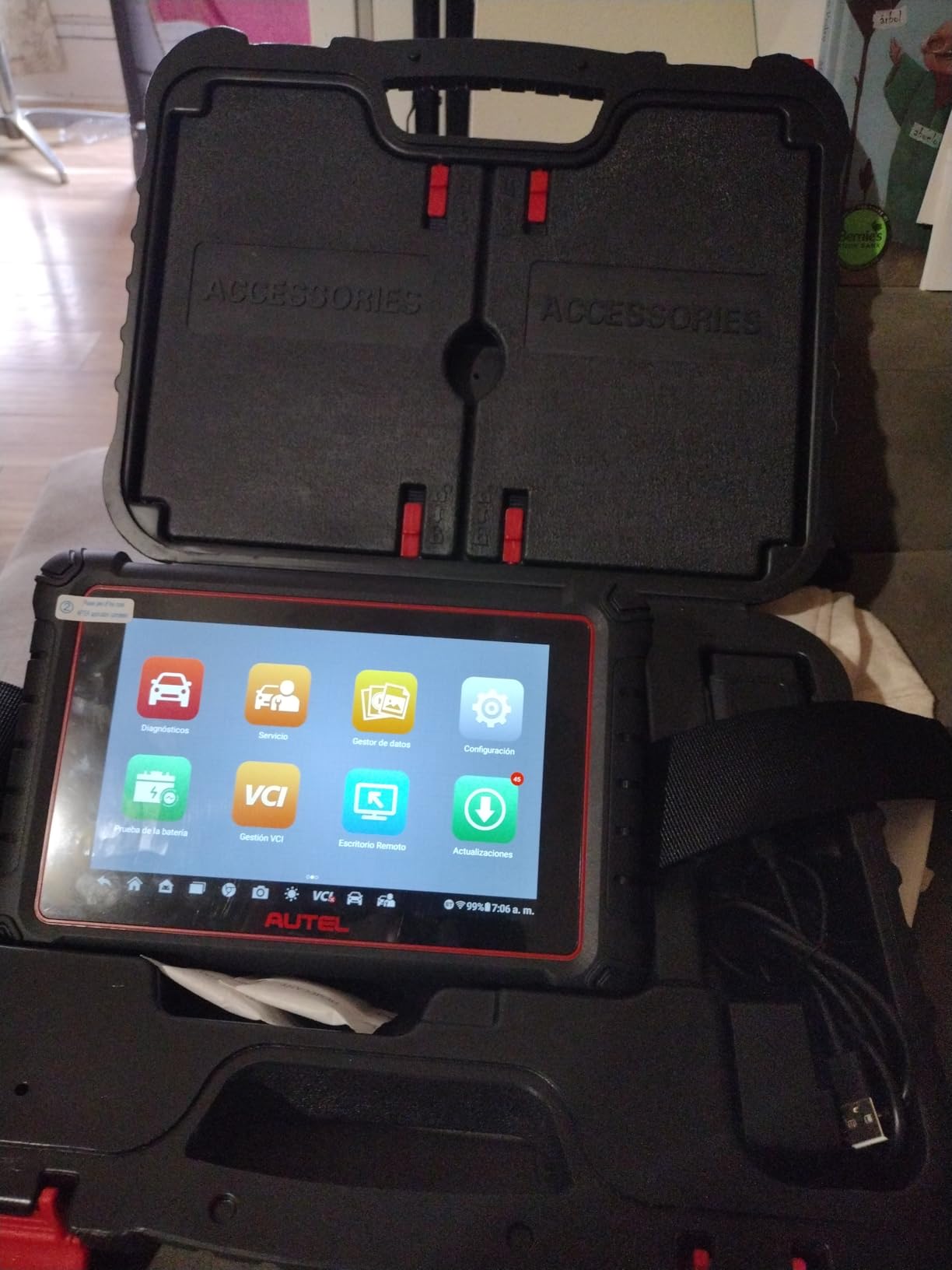 Autel Scanner MaxiCOM MK900BT Bidirectional Tool, 40+ Service, CAN-FD & DoIP, 3000+ Active Test, All System Diagnostic customer photo 2