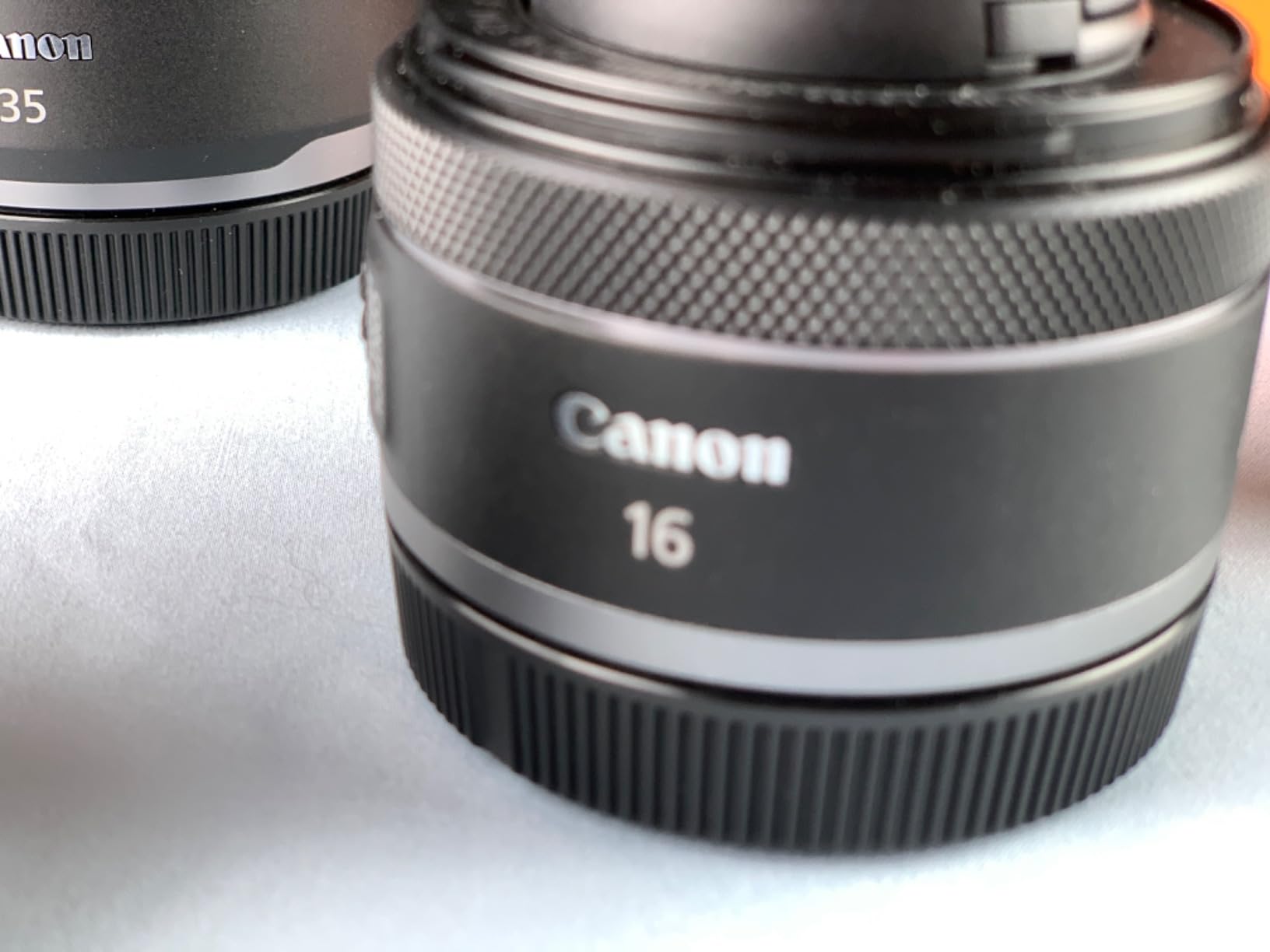 Canon RF16mm F2.8 STM Lens, Ultra Wide-Angle, Fixed Focal Length Prime Lens, Compatible with EOS R Series Mirrorless Cameras customer photo 1
