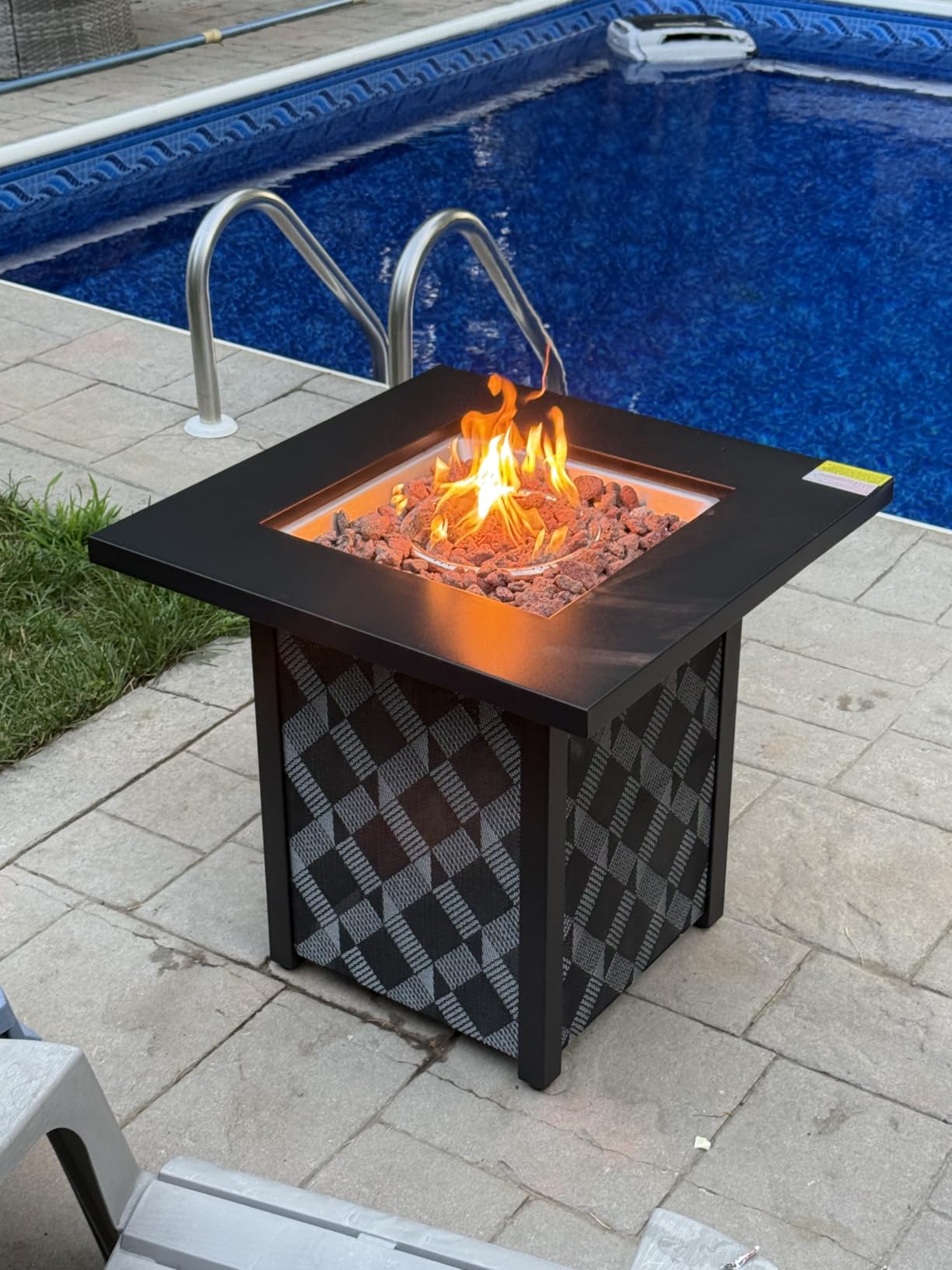 Ciays 28 Inch Propane Fire Pit CSA-Listed Outdoor Fire Pit Table, 50,000 BTU Steel Gas Fire Pits with Lid and Lava Rock, Add Warmth and Ambience to Parties On Patio Deck Garden, Black customer photo 2