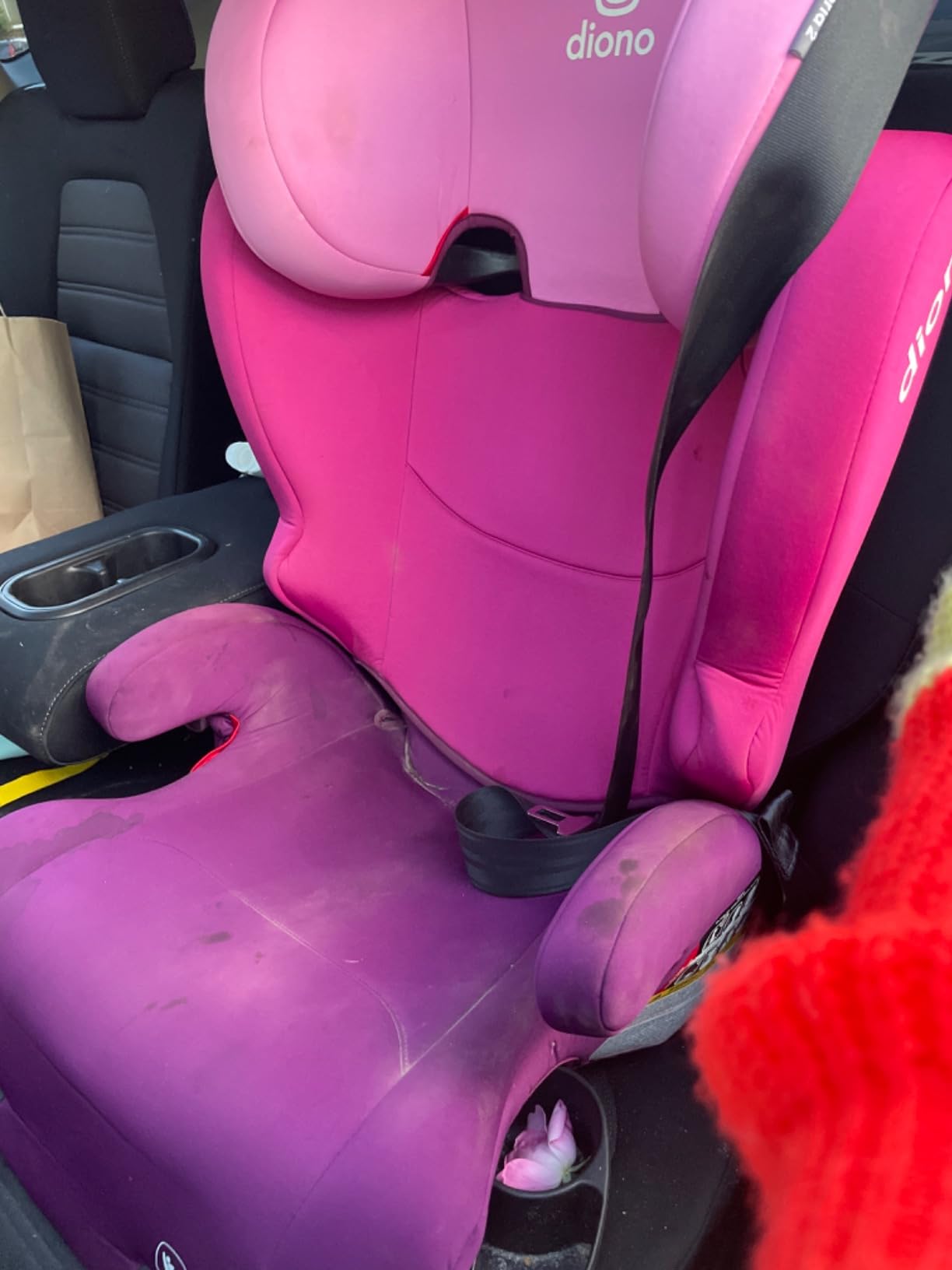 Diono Cambria 2 XL, Dual Latch Connectors, 2-in-1 Belt Positioning Booster Seat, High-Back to Backless Booster, Space and Room to Grow, 7 Headrest Positions, 8 Years 1 Booster Seat, Black customer photo 1